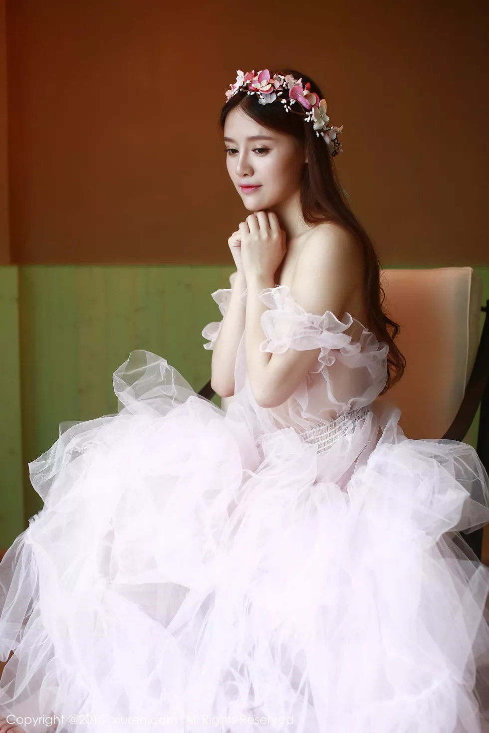 Xgyw.Org_XiuRen第376期_性感嫩模高溜MilkCat白嫩连身裙海量生活写真秀120P