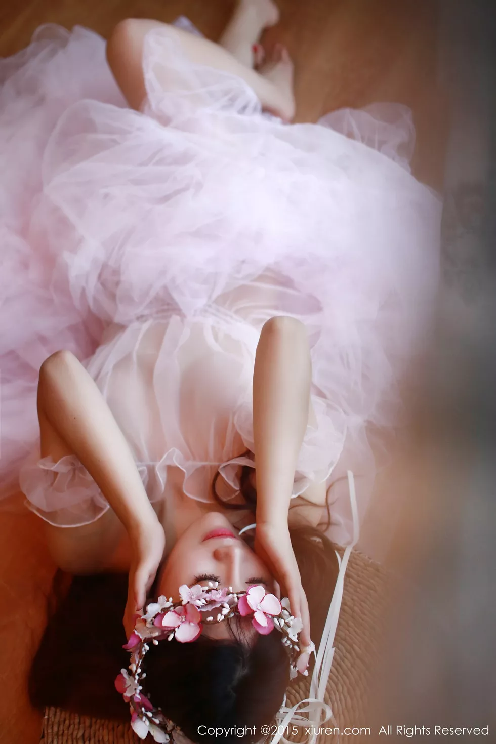 Xgyw.Org_XiuRen第376期_性感嫩模高溜MilkCat白嫩连身裙海量生活写真秀120P