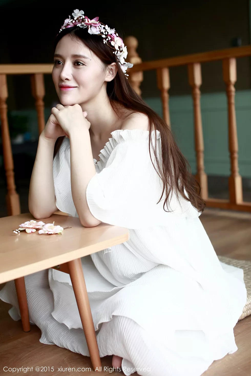 Xgyw.Org_XiuRen第376期_性感嫩模高溜MilkCat白嫩连身裙海量生活写真秀120P