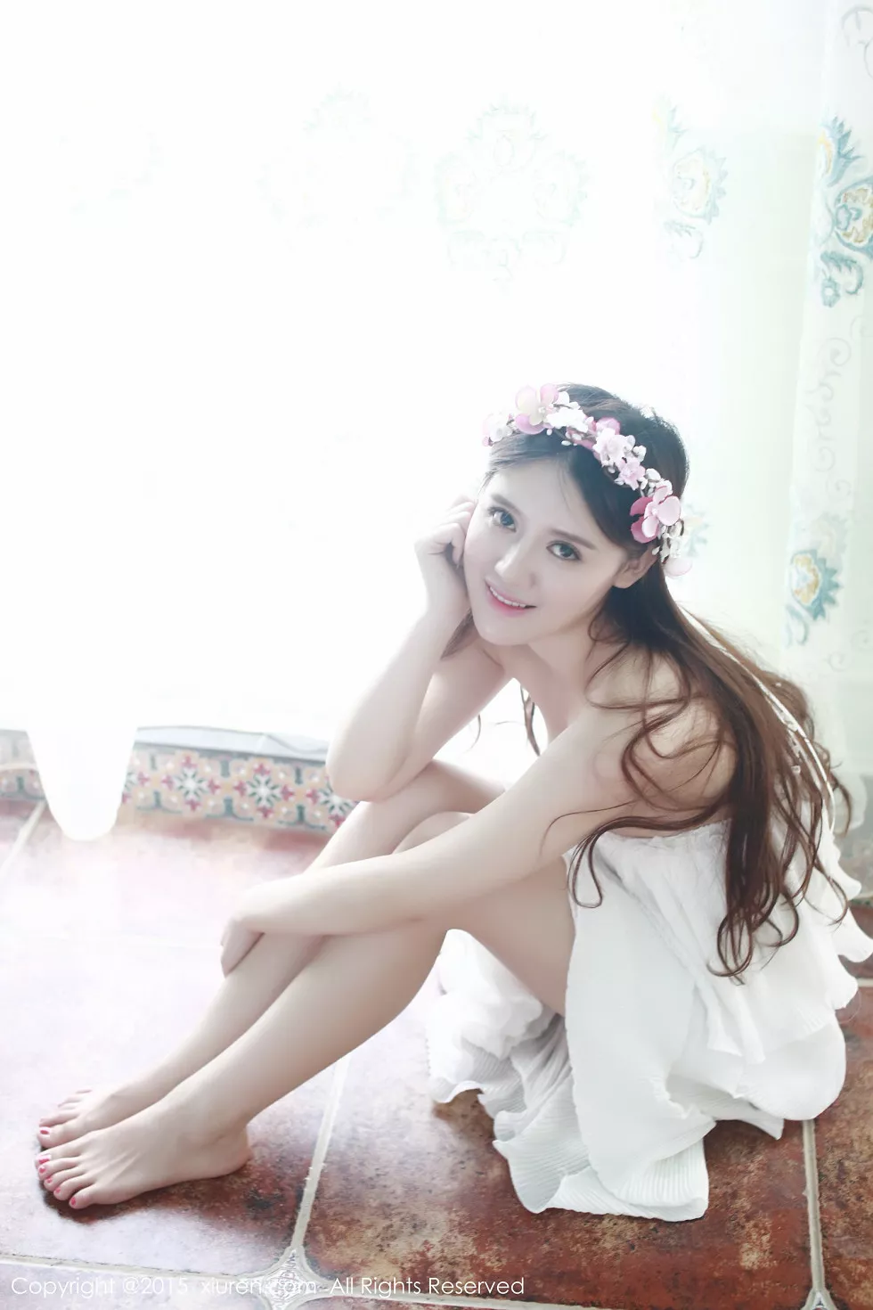 Xgyw.Org_XiuRen第376期_性感嫩模高溜MilkCat白嫩连身裙海量生活写真秀120P