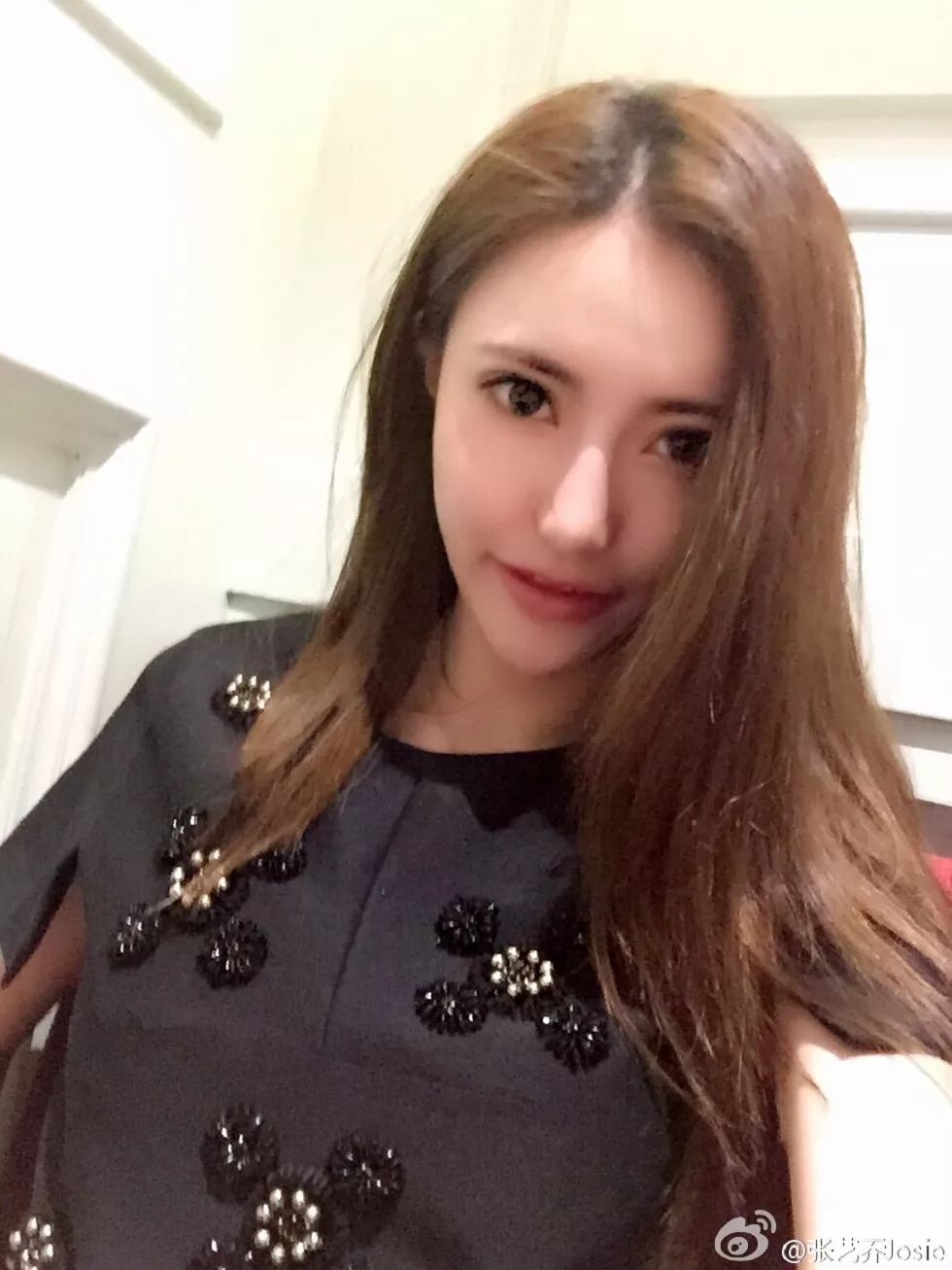 Xgyw.Org_嫩模张艺乔josie完美身材海量微博卖萌性感写真275P