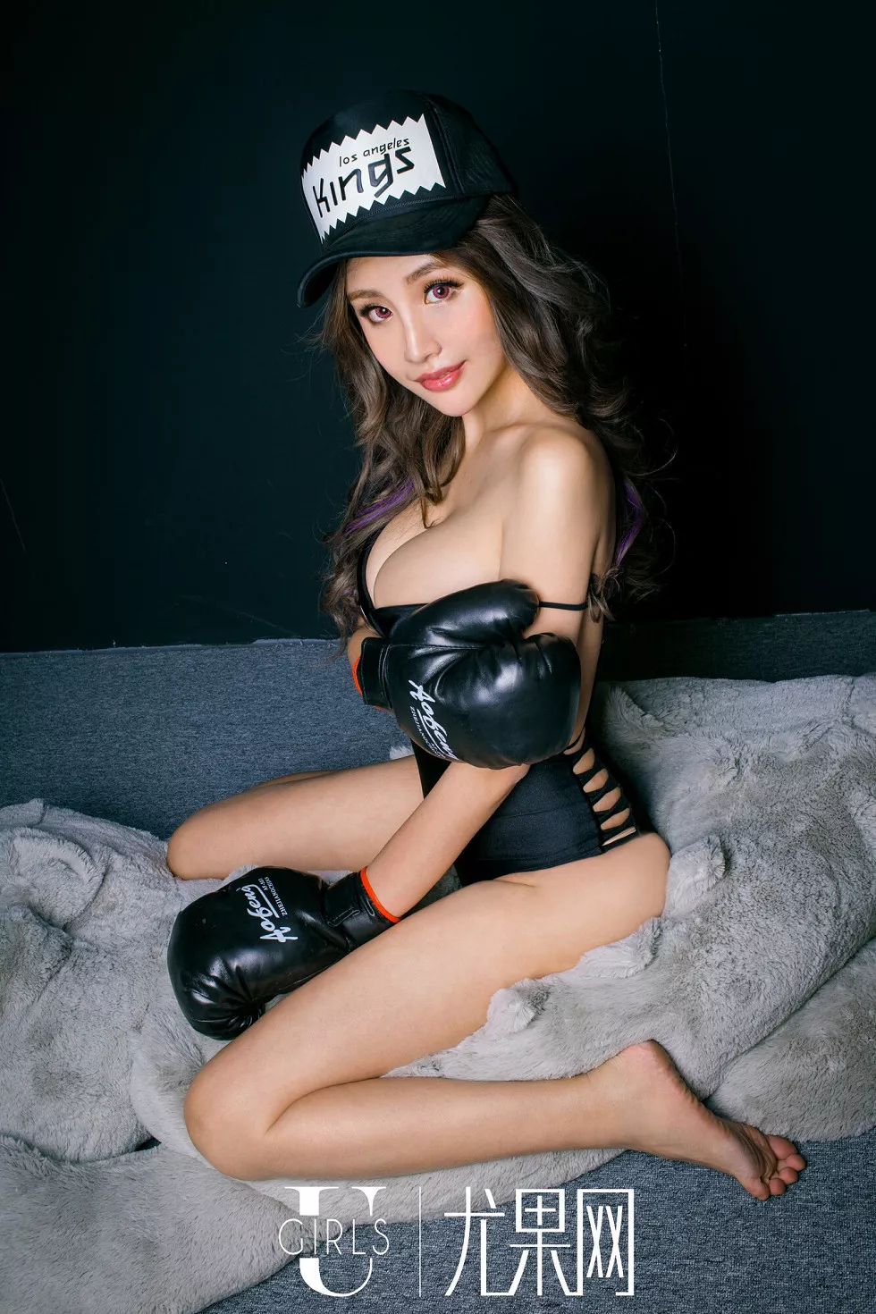 Xgyw.Org_[Ugirls尤果网]U234_嫩模张芷昕性感护士装秀诱人豪乳妩媚眼神迷人诱惑写真65P