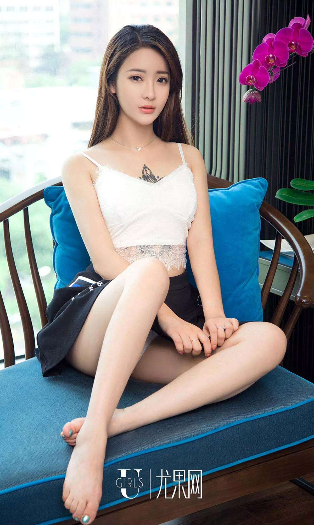 Xgyw.Org_[Ugirls爱尤物]No.929_嫩模刘天天居家白色蕾丝内衣+黑白女仆装性感私房诱惑写真40P