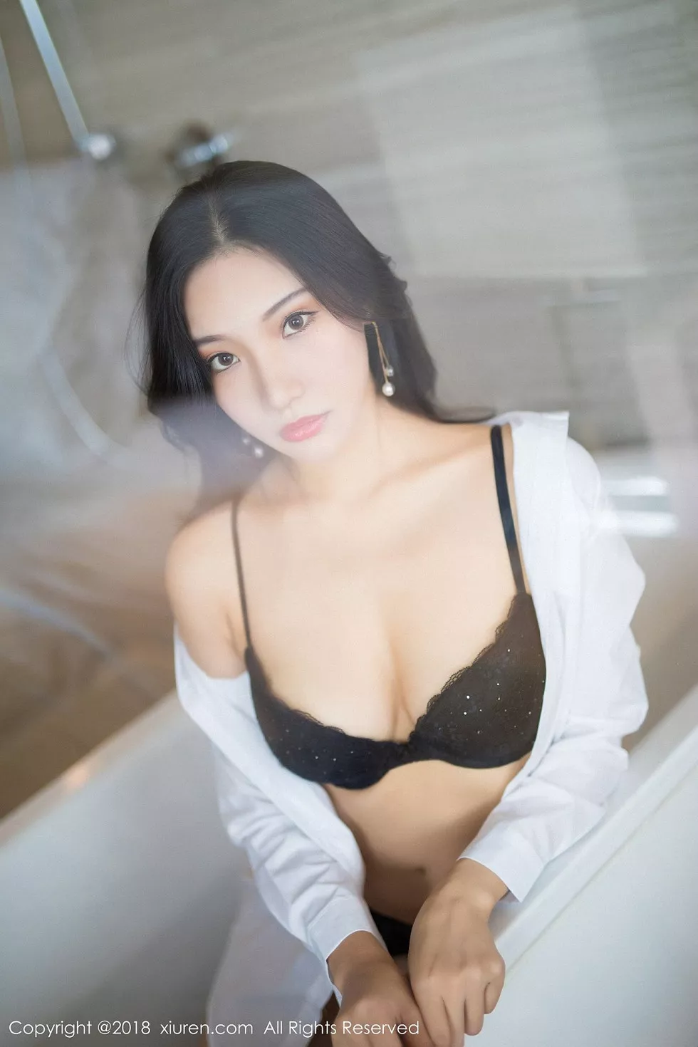 Xgyw.Org_XiuRen第893期_嫩模小狐狸Sica性感黑色女仆装+浴室透视内衣诱惑写真45P