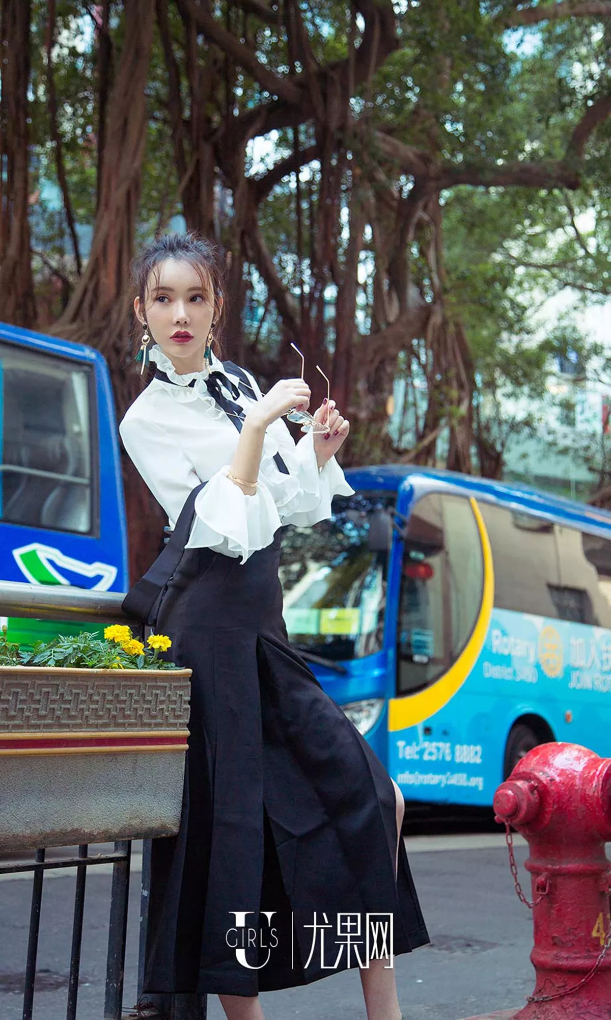 Xgyw.Org_[Ugirls爱尤物]No.969_嫩模萌琪琪约会日记户外长裙街拍系列性感写真40P