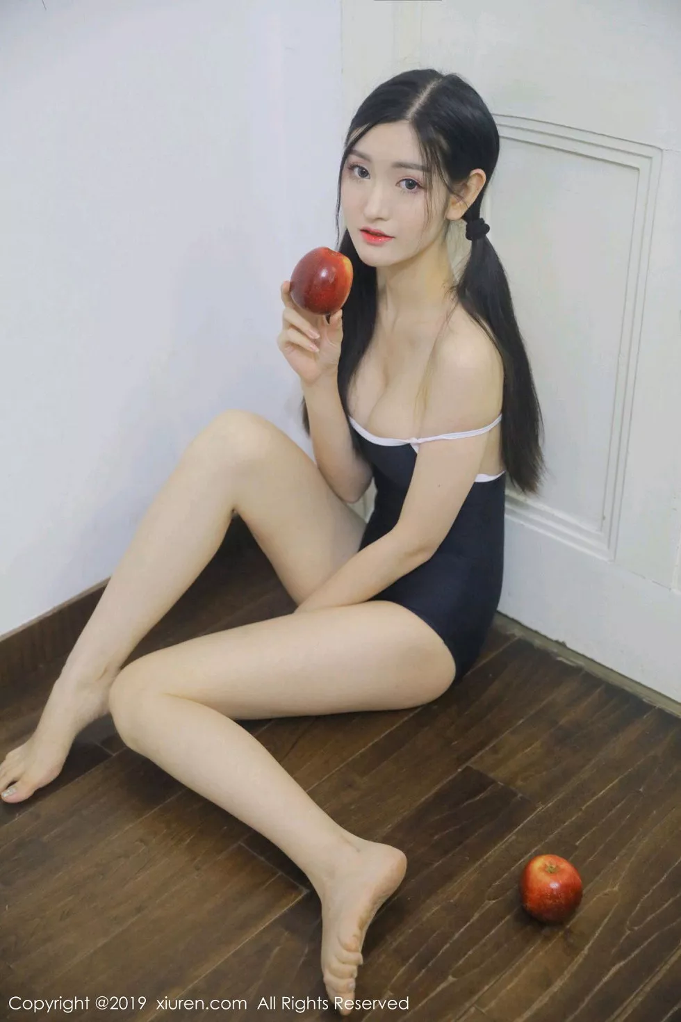 Xgyw.Org_XiuRen第1520期_嫩模沈梦瑶私房雪白开背毛衣+红色高叉连体衣完美诱惑写真43P