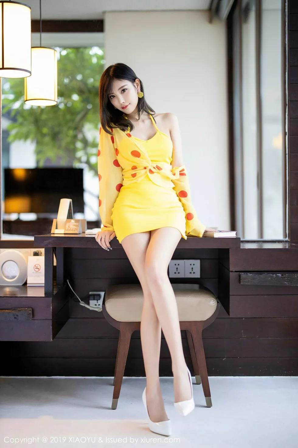 Xgyw.Org_[XiaoYu画语界]Vol.204_女神杨晨晨sugar心愿旅拍私房黄色吊带裙半脱诱惑写真58P