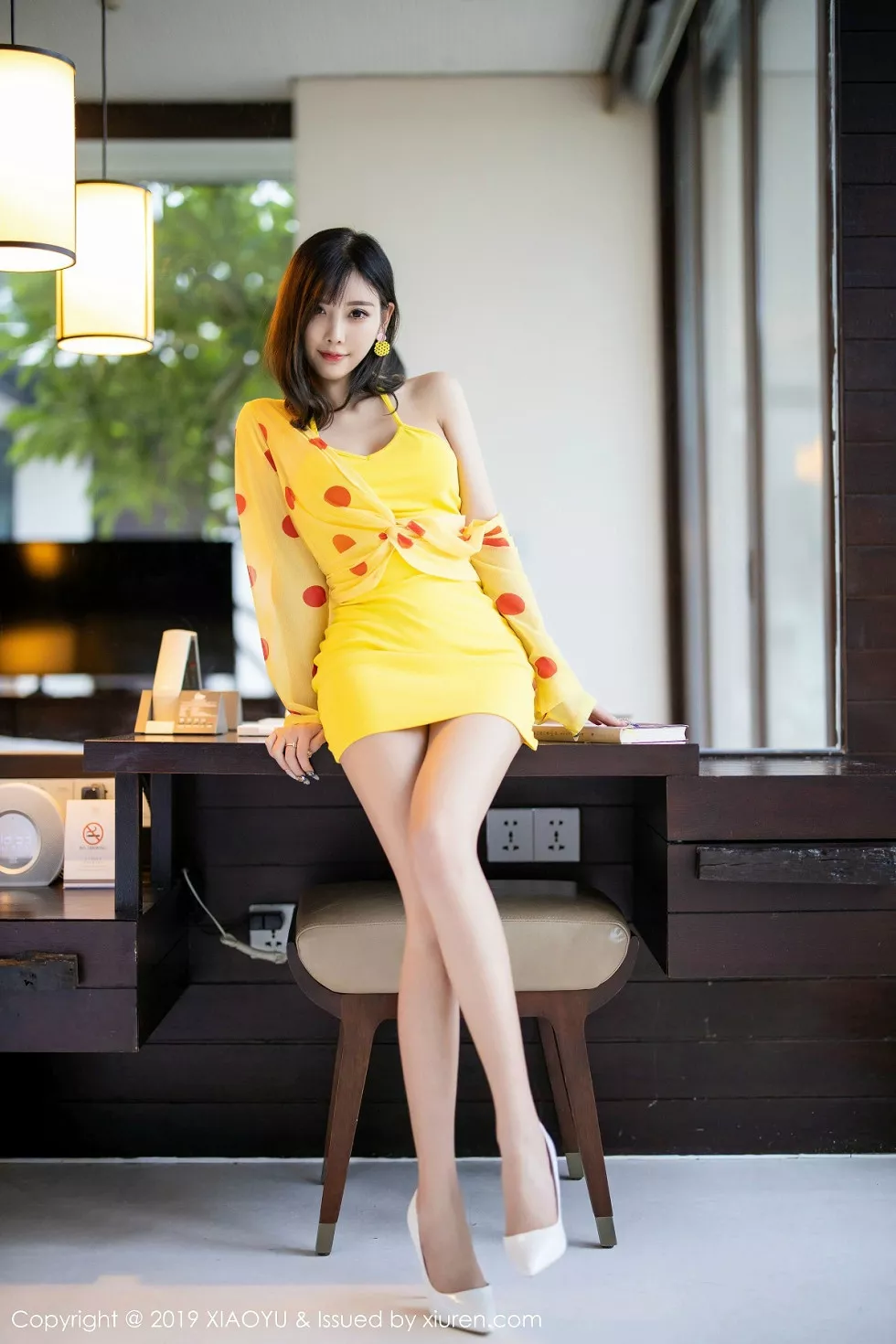 Xgyw.Org_[XiaoYu画语界]Vol.204_女神杨晨晨sugar心愿旅拍私房黄色吊带裙半脱诱惑写真58P