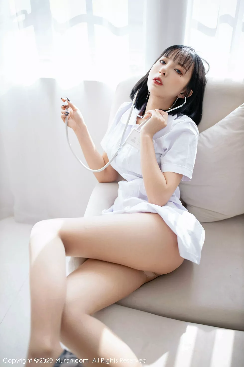 Xgyw.Org_XiuRen第1947期_嫩模陈小喵私房白衣小护士性感无内肉丝秀翘臀撩人诱惑写真60P