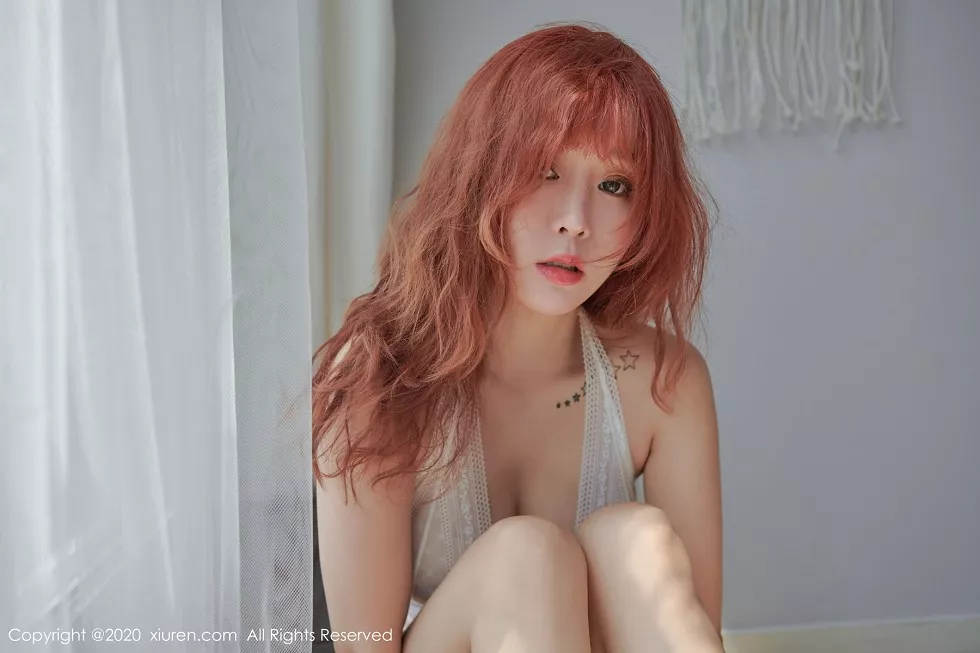 Xgyw.Org_XiuRen第2026期_性感女神王雨纯私房白色蕾丝内衣+超薄无内肉丝撩人姿势诱惑写真67P