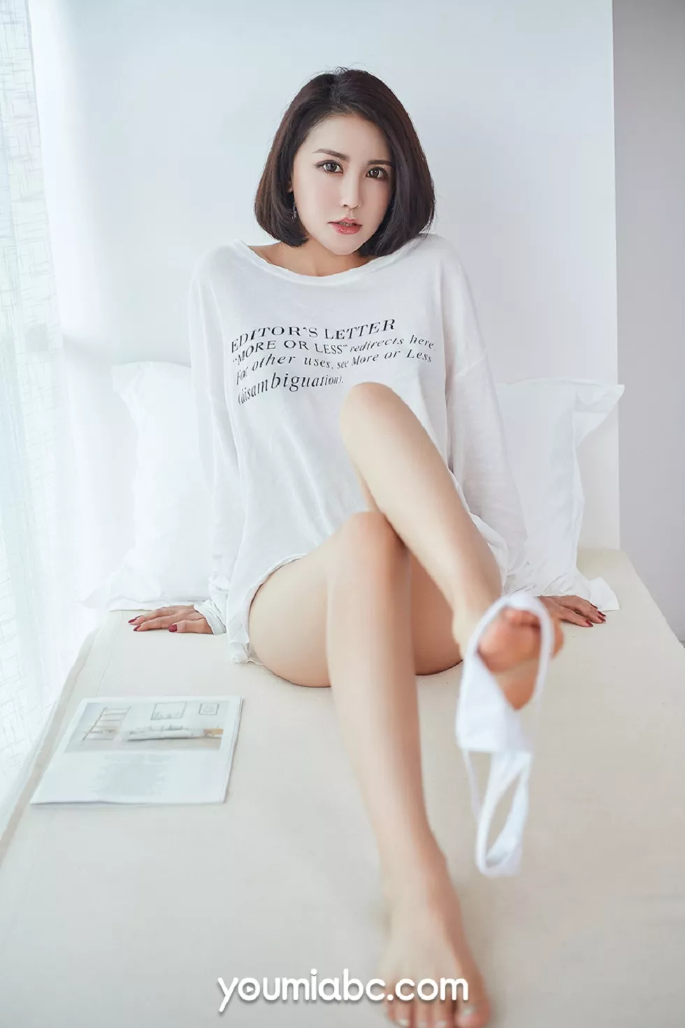 Xgyw.Org_[YouMi尤蜜]Vol.237_嫩模乔雪私房真空白T+黑色内衣半脱露火辣身材极致诱惑写真46P