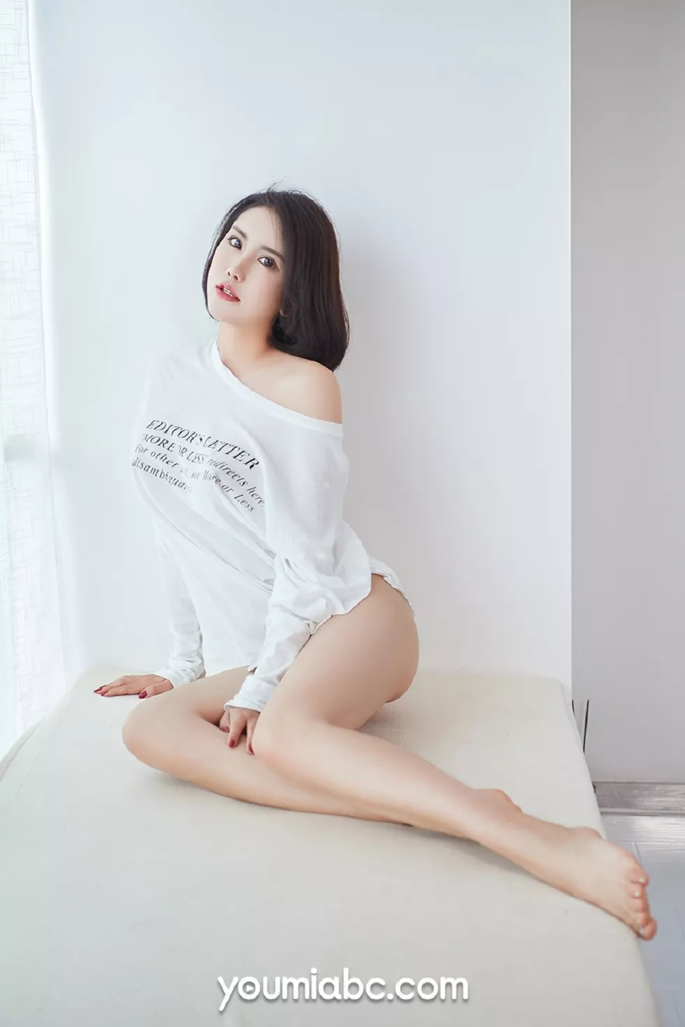 Xgyw.Org_[YouMi尤蜜]Vol.237_嫩模乔雪私房真空白T+黑色内衣半脱露火辣身材极致诱惑写真46P