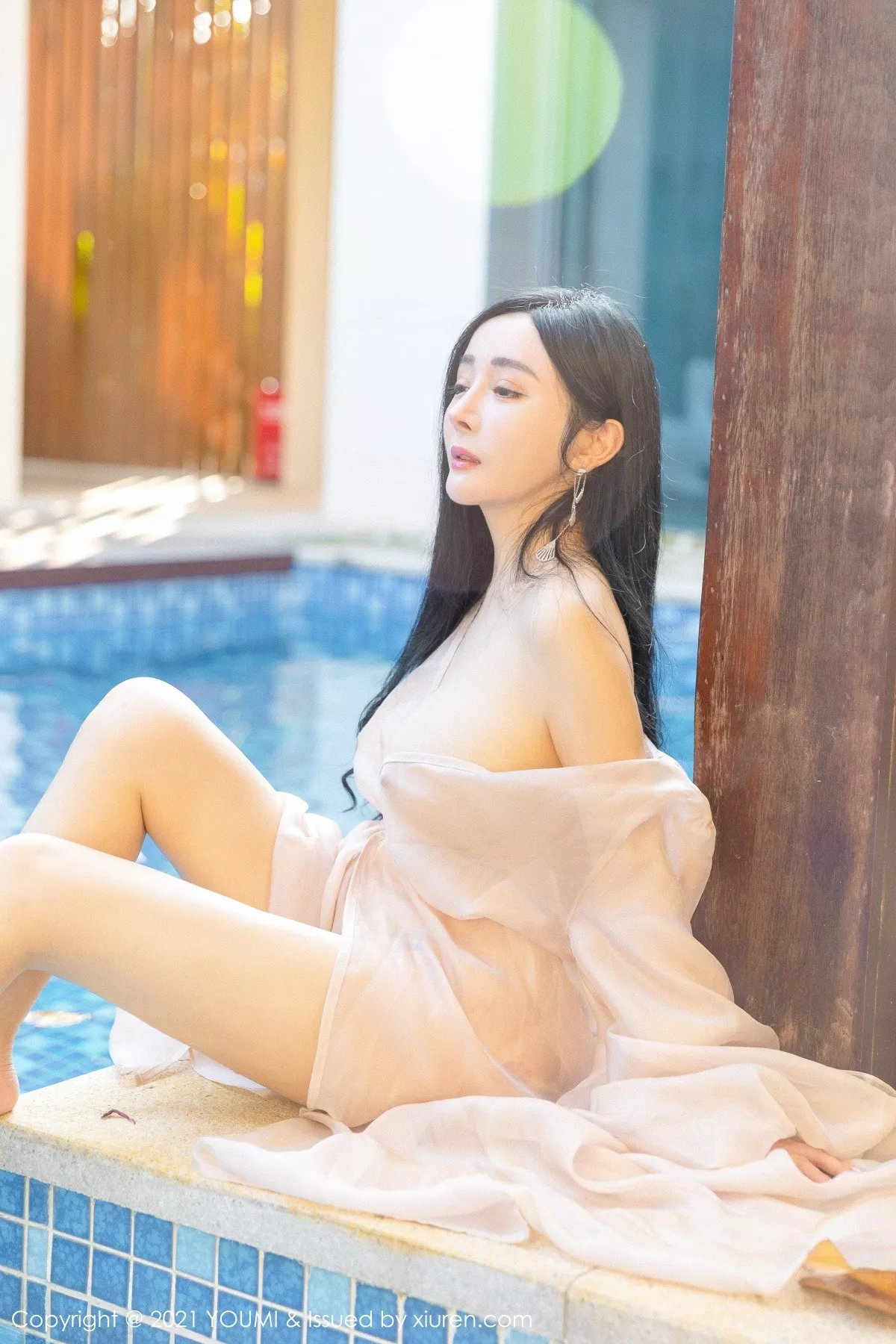 Xgyw.Org_[YouMi尤蜜荟]Vol.631_女神允爾三亚旅拍户外轻薄通透长裙露傲人豪乳极致诱惑写真76P