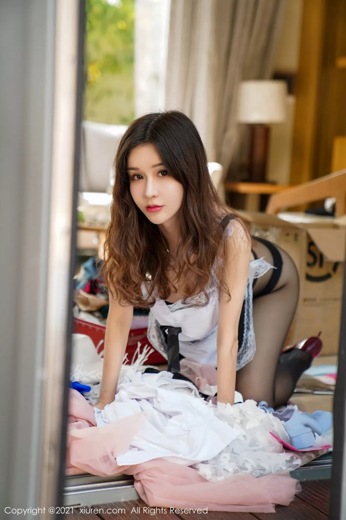 Xgyw.Org_XiuRen第3346期_女神张雨萌江浙沪旅拍情趣女仆制服主题私房真空秀豪乳诱惑写真46P