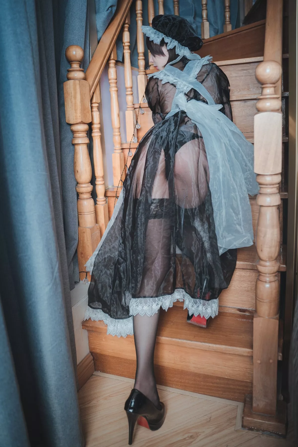 Xgyw.Org_网络美女西园寺南歌透明女仆主题私房黑色薄纱女仆装透视秀黑色内衣诱惑写真50P