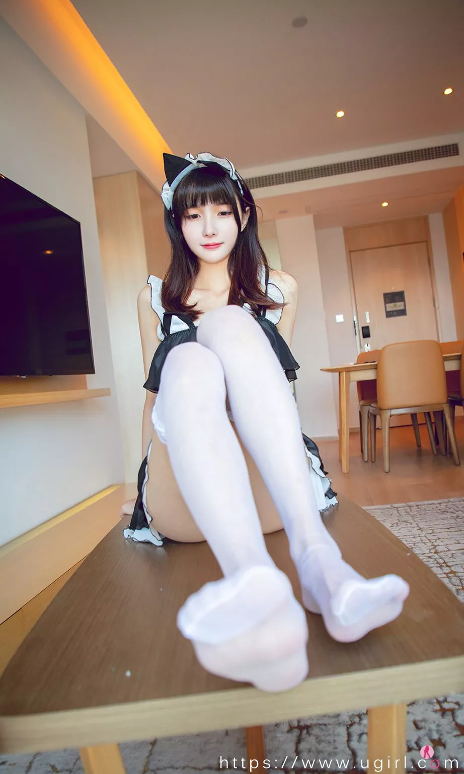 Xgyw.Org_[Ugirls爱尤物]No.2182_模特猫猫私房猫仆日记主题性感迷你裙露丁字裤秀翘臀诱惑写真35P