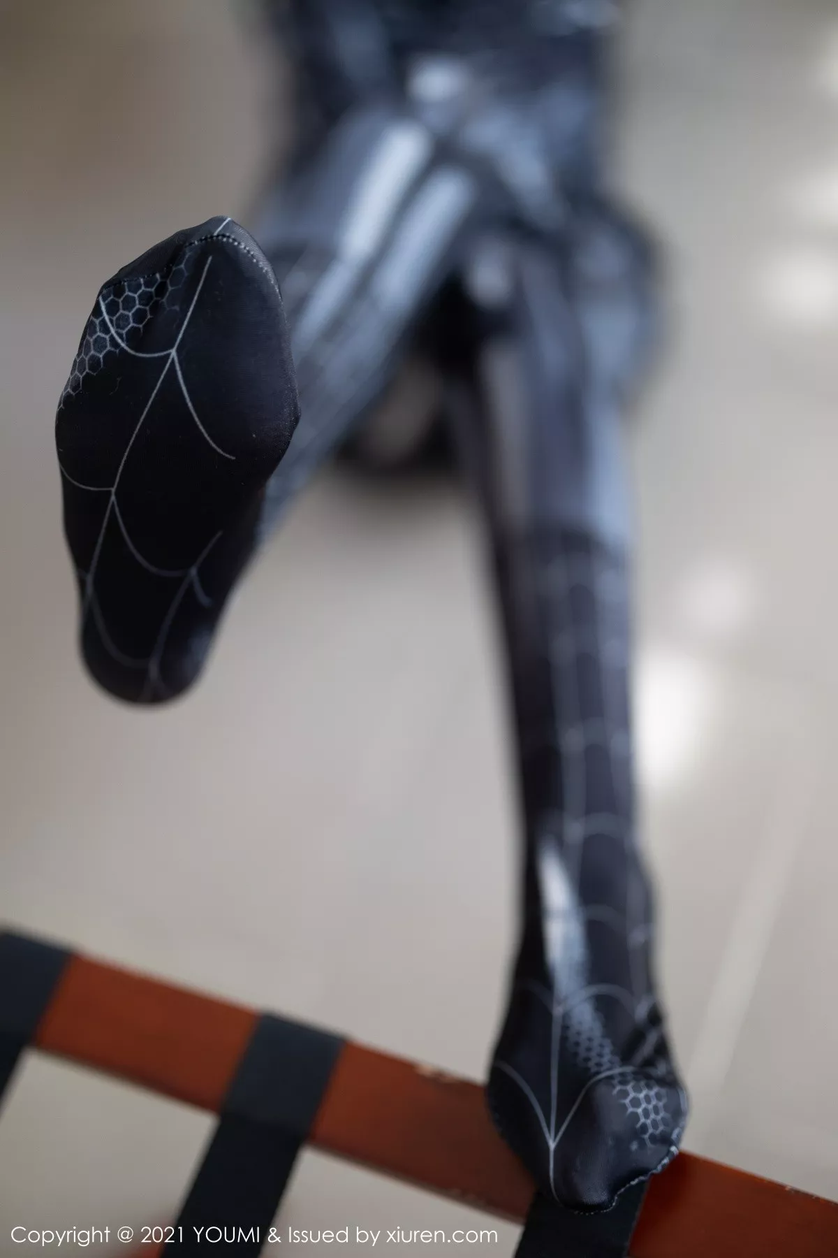 Xgyw.Org_[YouMi尤蜜荟]Vol.702_丽质美人玥儿玥er桂林旅拍蜘蛛女郎服饰秀完美身材诱惑写真53P