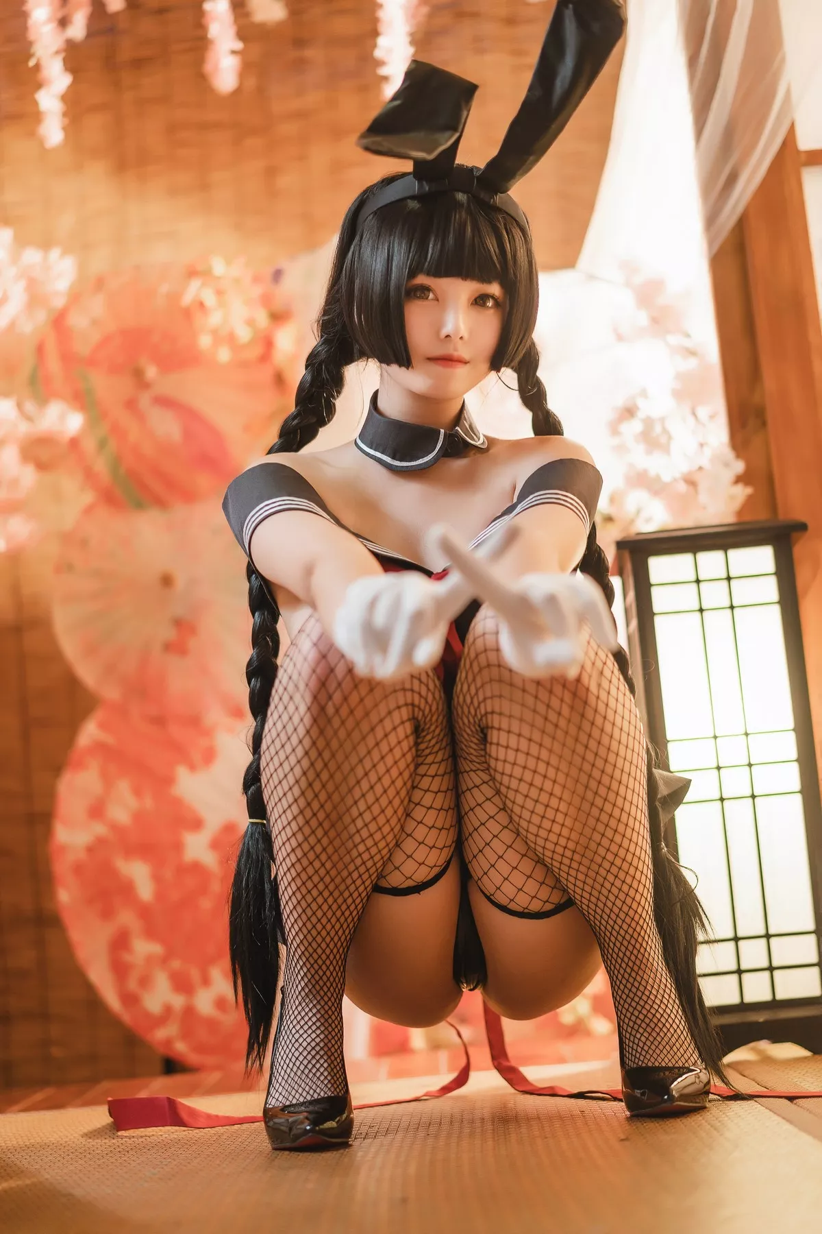 Xgyw.Org_萌系小姐姐蜜汁猫裘卯月桃子主题性情趣服饰配黑丝网袜秀丰满身材诱惑写真50P