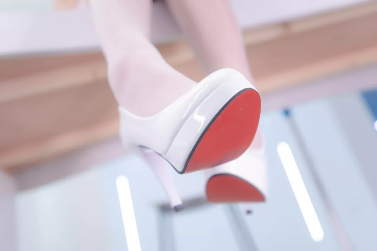 Xgyw.Org_萝莉美女神楽坂真冬白丝护士身心平衡主题性感粉色护士装配超薄白丝诱惑写真150P