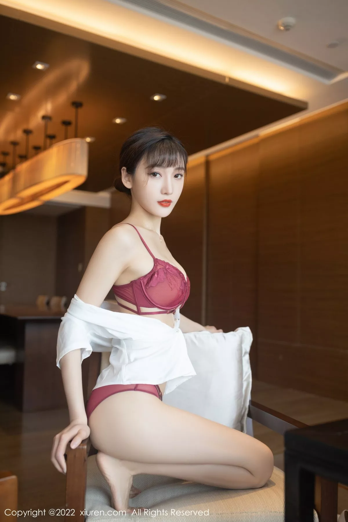 Xgyw.Org_XiuRen第4694期_模特陆萱萱珠三角旅拍茶艺师角色扮演红色内衣配肉丝诱惑写真78P