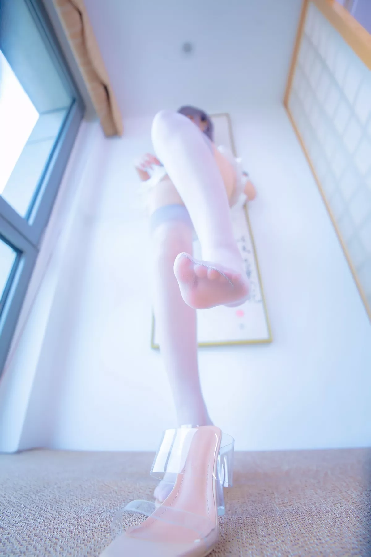 Xgyw.Org_萝莉美女神楽坂真冬灰丝吊带JK主题私房性感超短裙配灰丝袜秀翘臀美腿诱惑写真75P