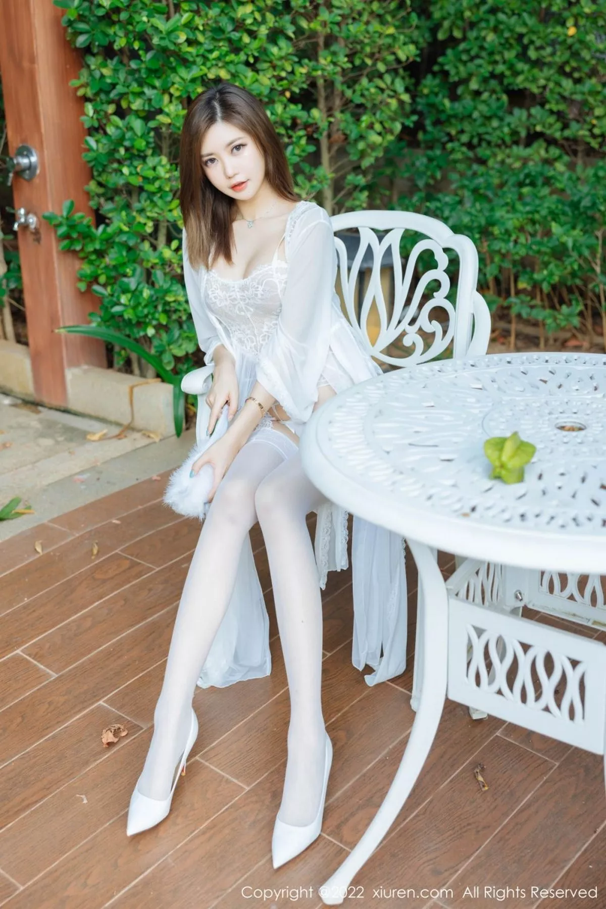 Xgyw.Org_XiuRen第4778期_女神绮里嘉ula珠三角旅拍轻透网纱服饰配白色蕾丝袜极致魅惑写真59P