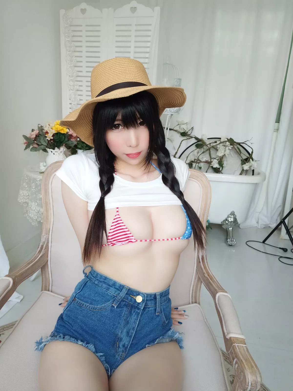 Xgyw.Org_Coser美女鹿野希牛仔女郎主题私房半脱露性感三点式内衣秀豪乳翘臀诱惑写真84P