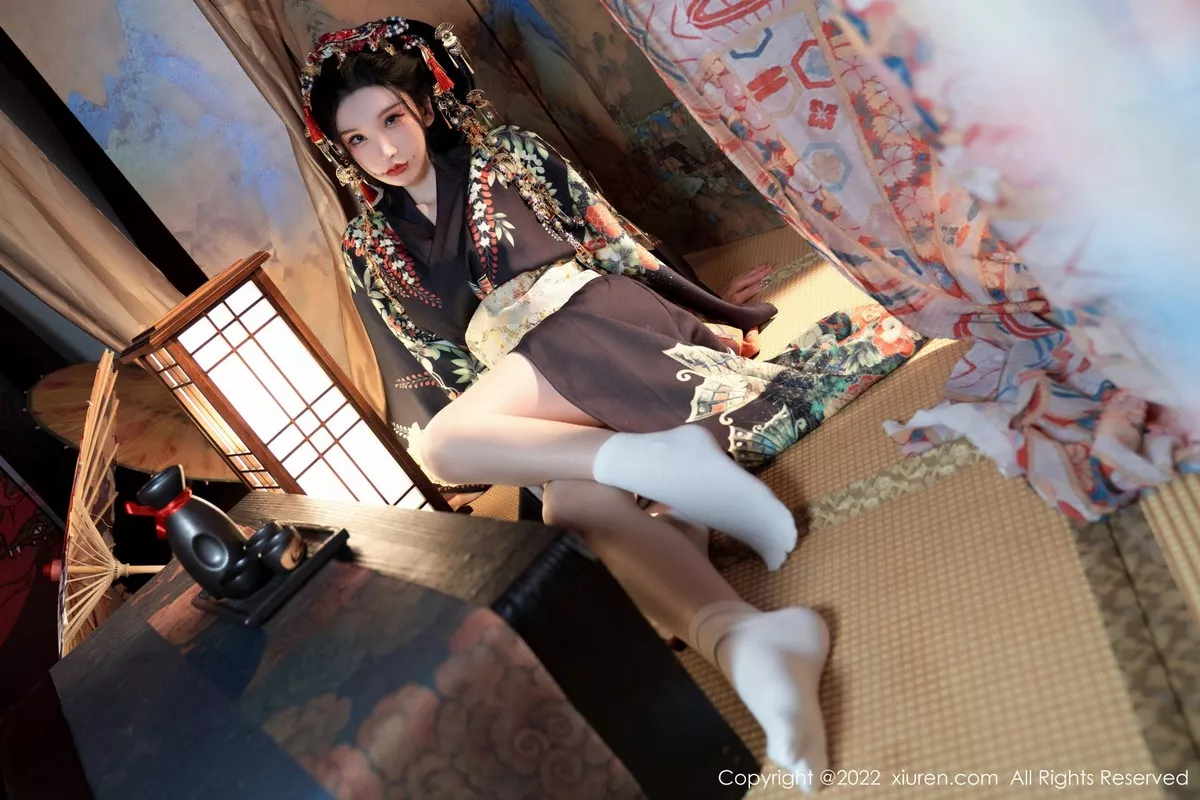 Xgyw.Org_XiuRen第5537期_女神周于希Sally宽衣解带主题日系风脱和服露翘臀美腿诱惑写真80P