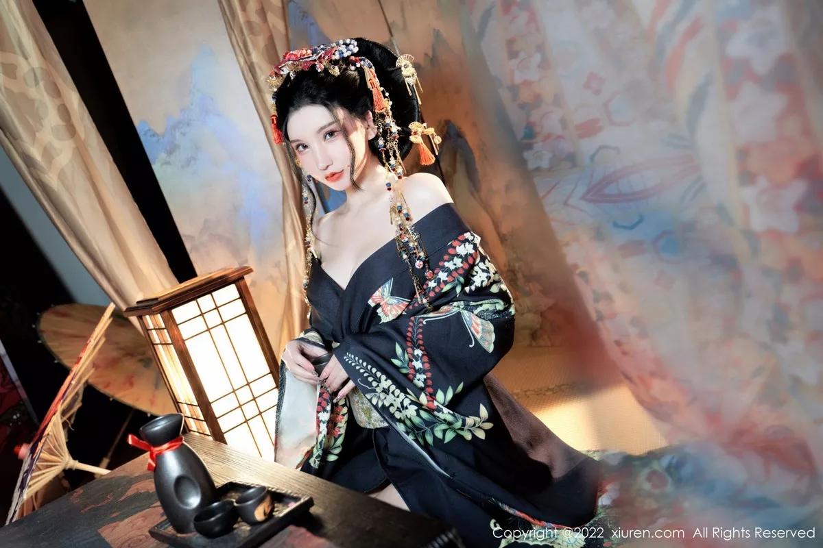 Xgyw.Org_XiuRen第5537期_女神周于希Sally宽衣解带主题日系风脱和服露翘臀美腿诱惑写真80P