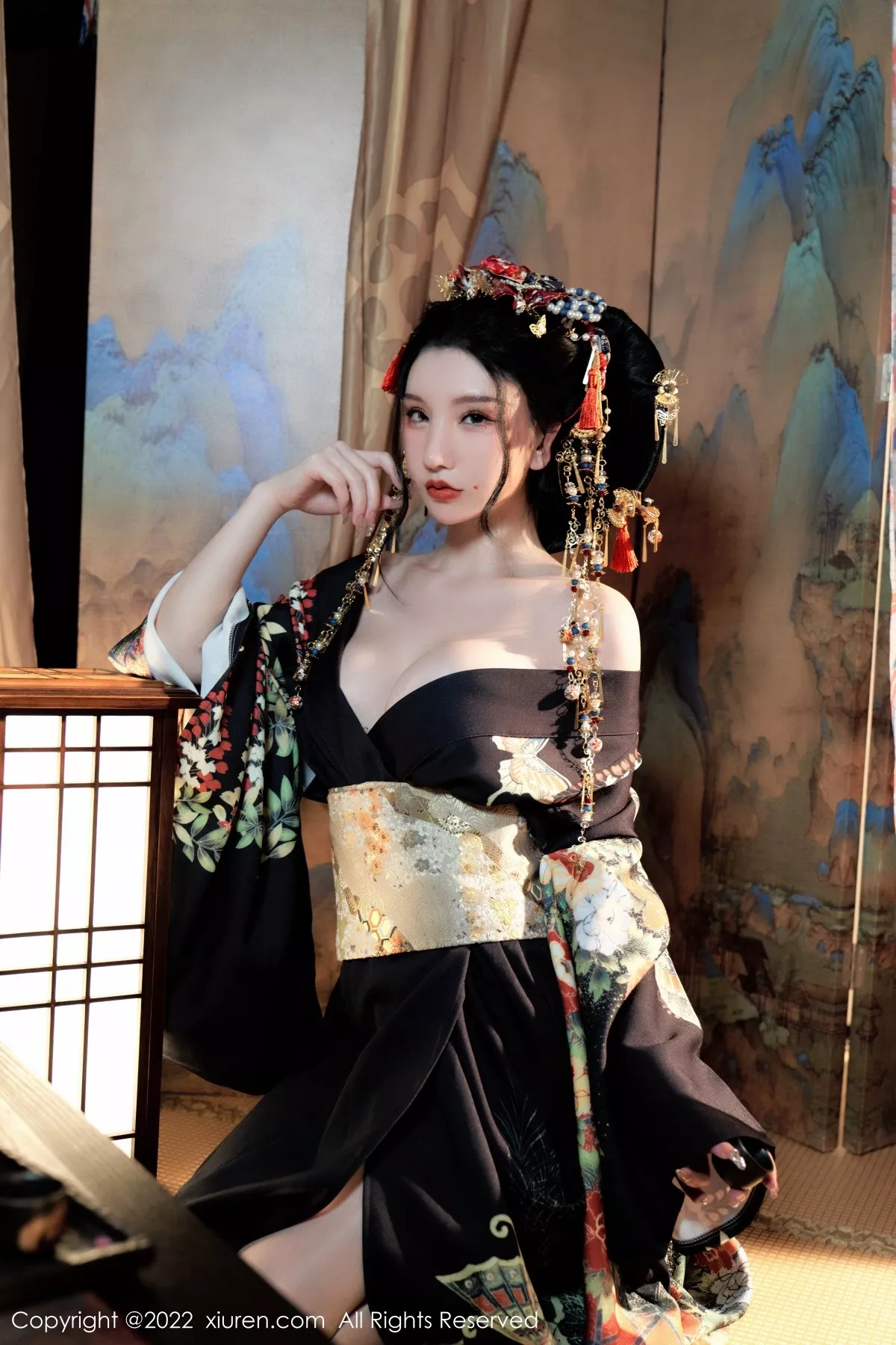 Xgyw.Org_XiuRen第5537期_女神周于希Sally宽衣解带主题日系风脱和服露翘臀美腿诱惑写真80P