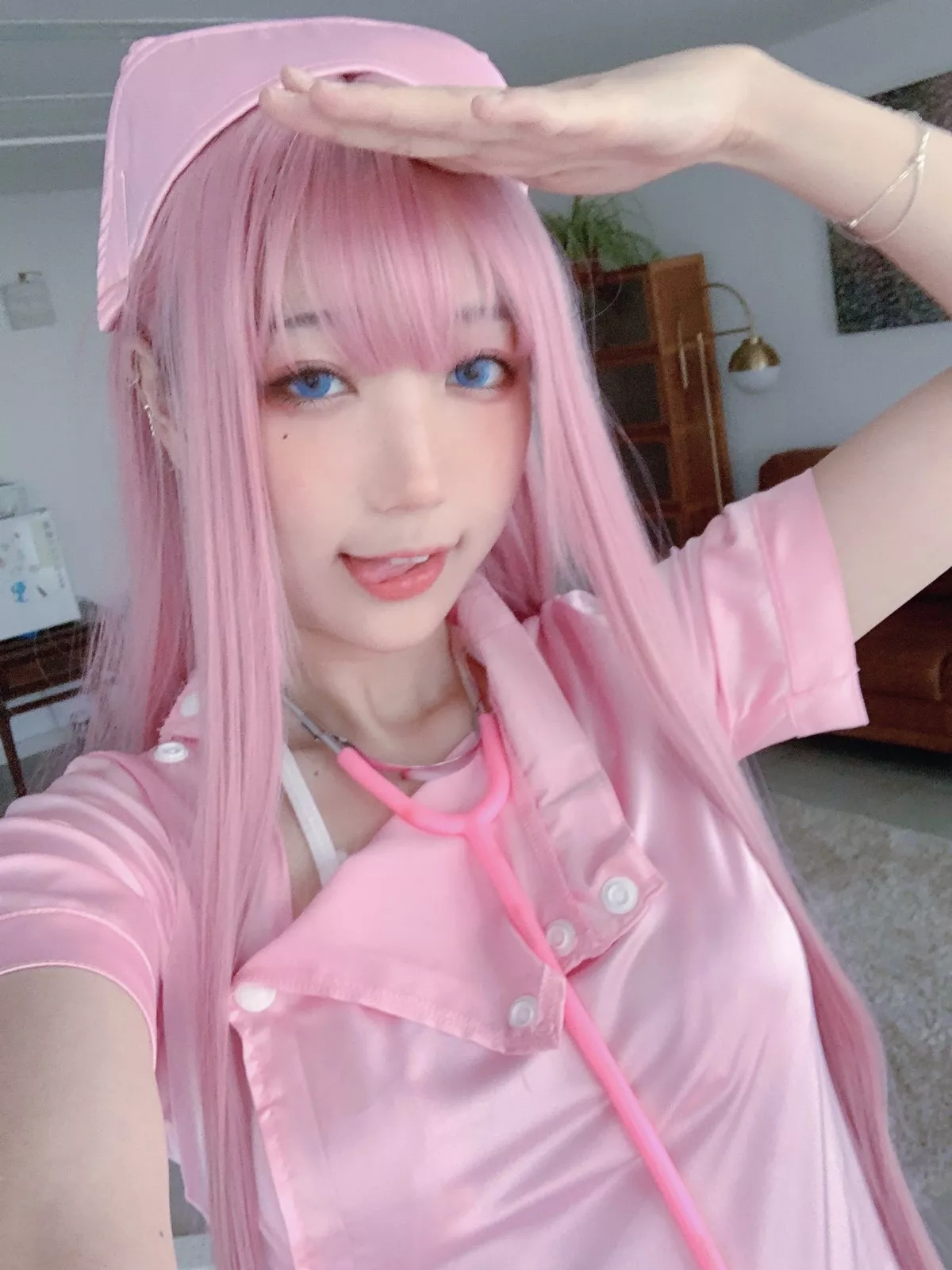 Xgyw.Org_网络美女皮皮奶&周叽是可爱兔兔粉蓝护士主题私房床上性感姐妹花迷人诱惑写真77P