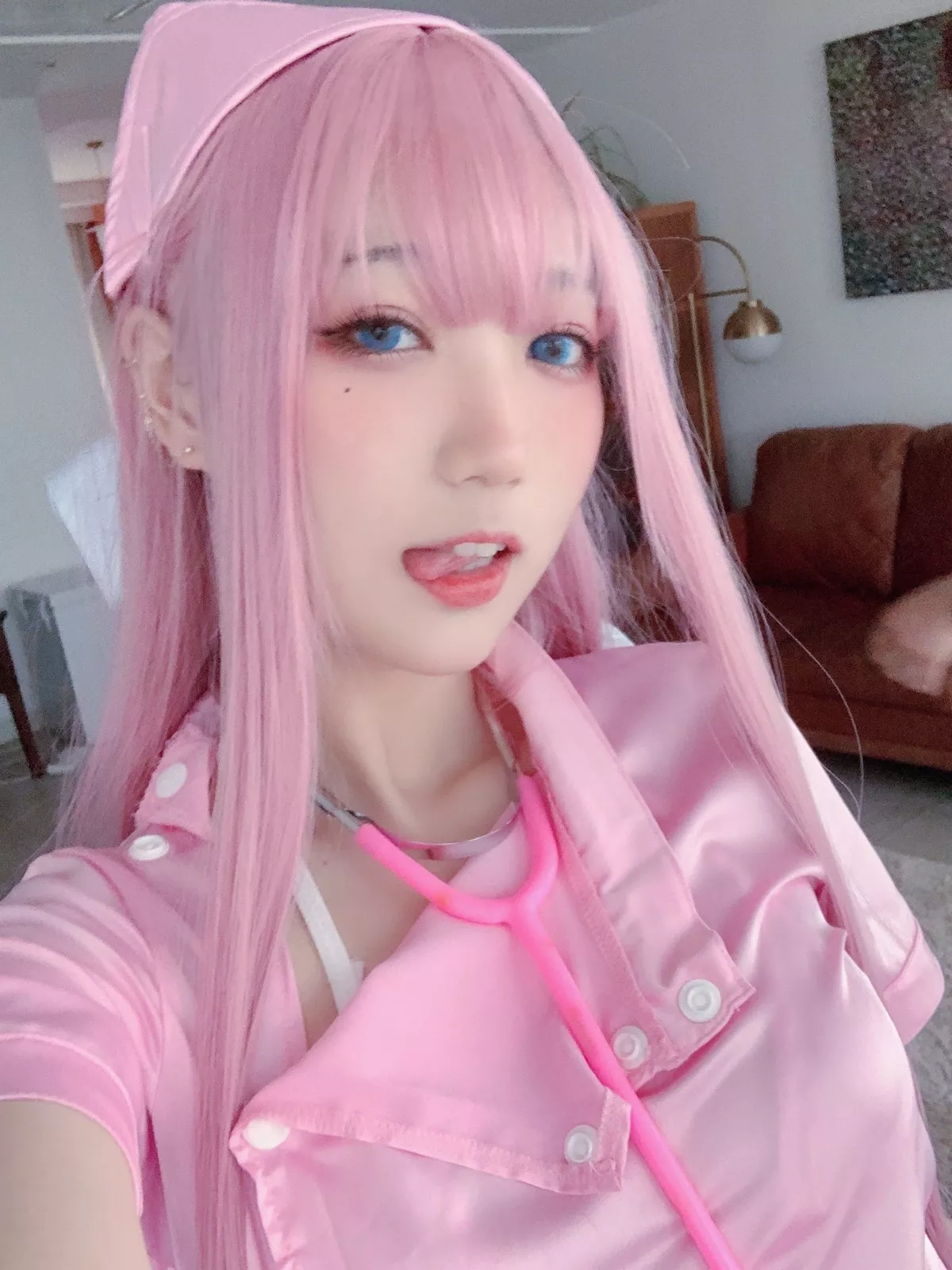 Xgyw.Org_网络美女皮皮奶&周叽是可爱兔兔粉蓝护士主题私房床上性感姐妹花迷人诱惑写真77P