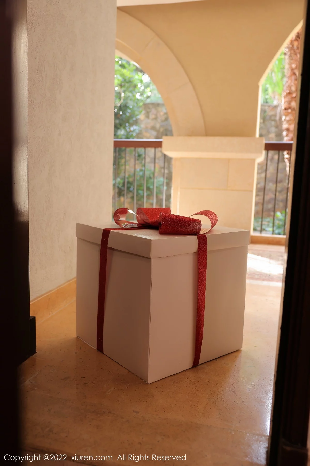 Xgyw.Org_XiuRen第6031期_模特tina_甜仔圣诞主题性感露背服饰配肉丝秀完美身材诱惑写真58P