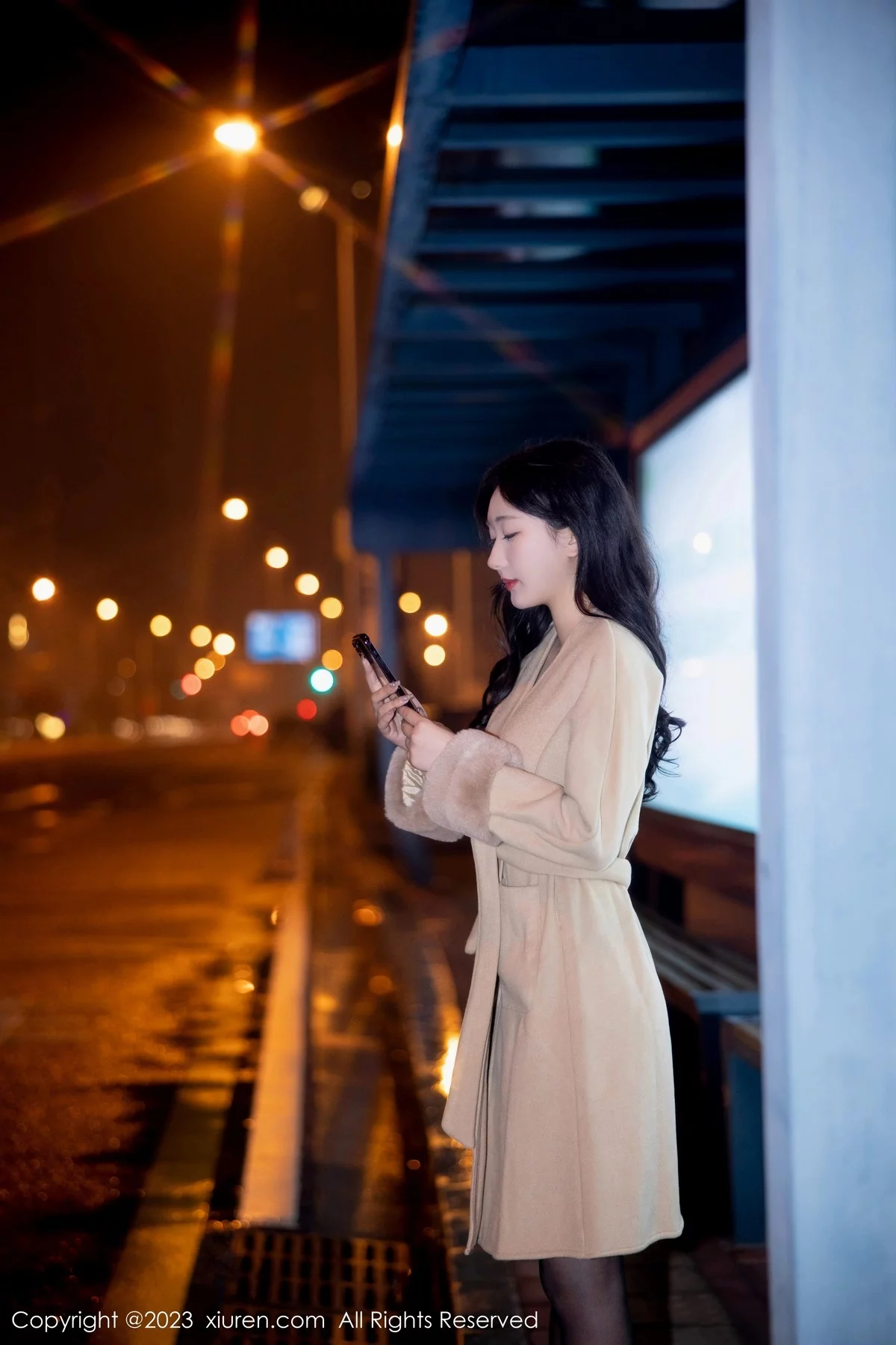 Xgyw.Org_XiuRen第6424期_模特江真真脱外套露性感蕾丝内衣配黑丝吊袜秀完美身材诱惑写真66P