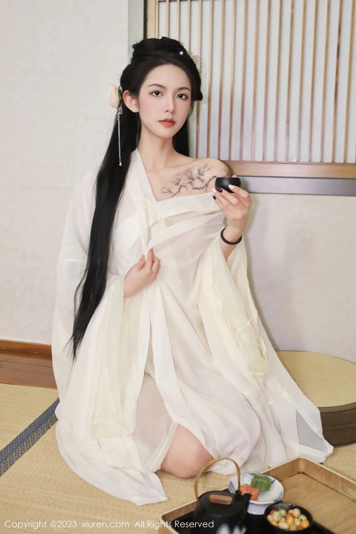 Xgyw.Org_XiuRen第6430期_模特乔一一温泉浴池白纱轻透古装服饰秀惹火身材极致诱惑写真82P