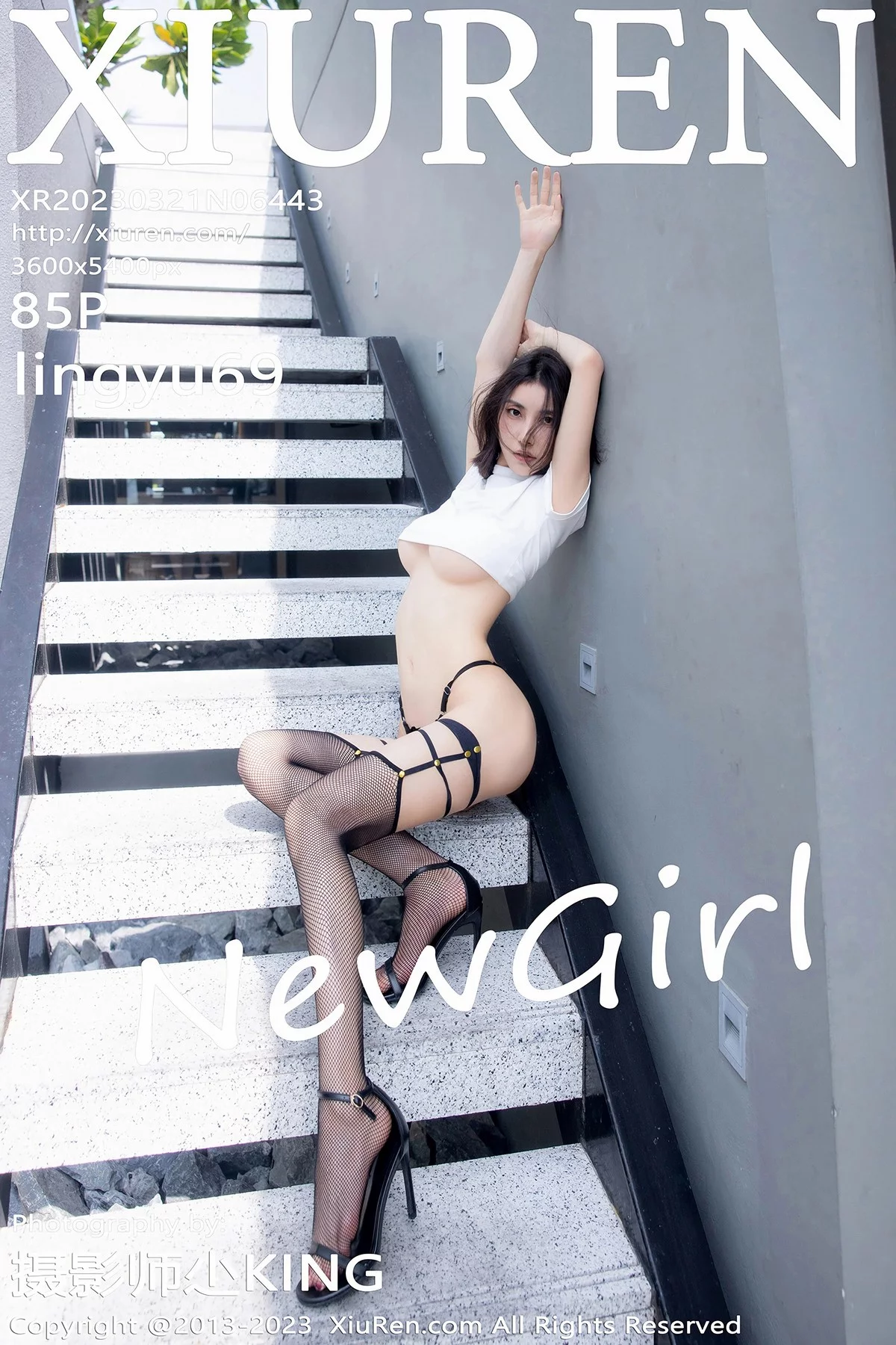 Xgyw.Org_XiuRen第6443期_新人模特Lingyu69白色短款衣配黑短裤半脱秀惹火身材诱惑写真85P