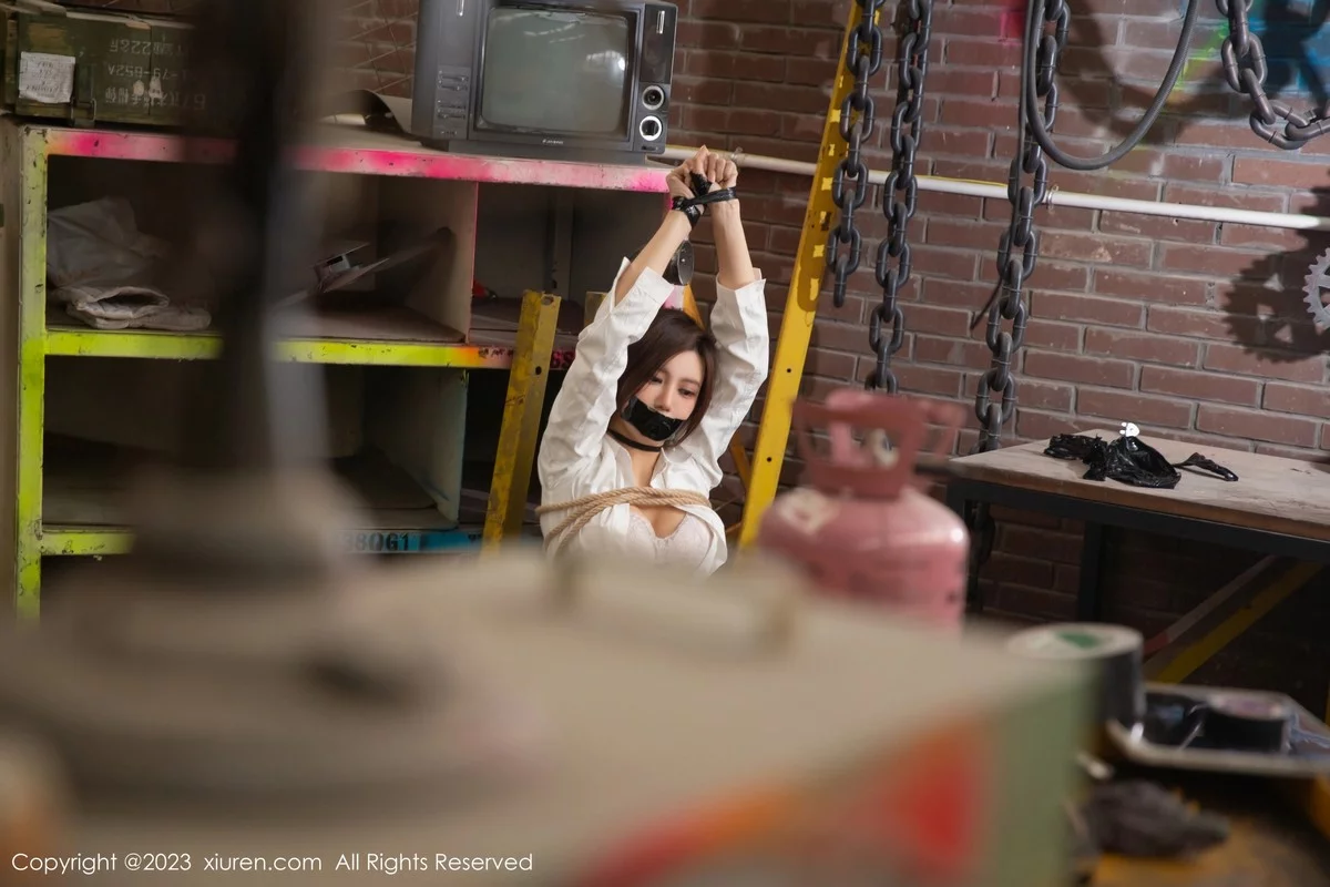 Xgyw.Org_XiuRen第6537期_女神绮里嘉ula情趣捆绑脱JK制服露性感内衣配超薄黑丝诱惑写真83P