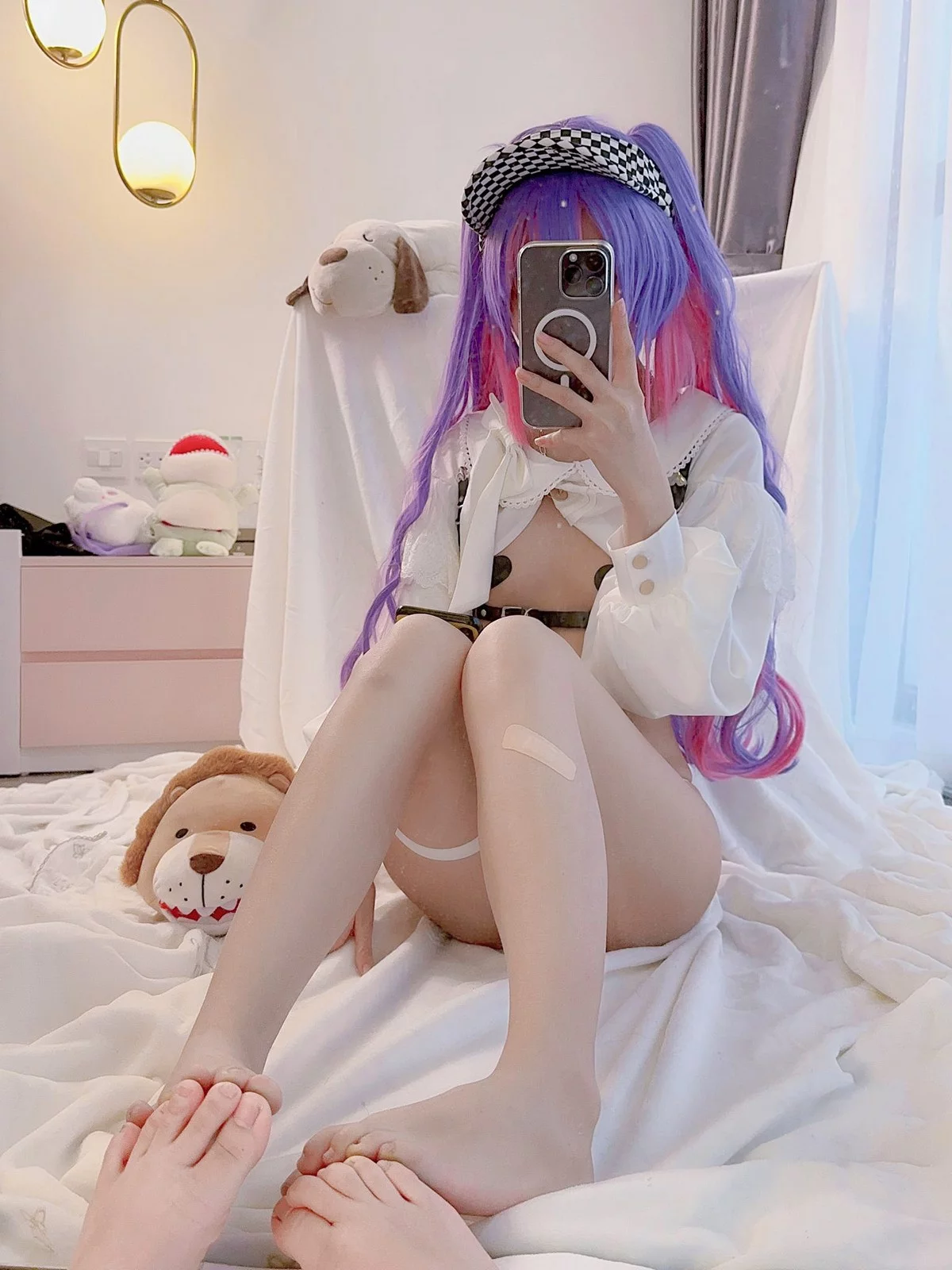 Xgyw.Org_越南妹子KuukoW-Tokoyami Towa主题私房性感白色情趣服饰秀娇小身材诱惑写真33P