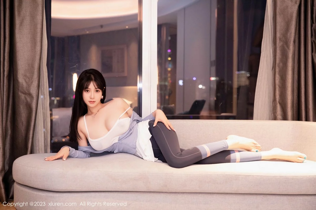 Xgyw.Org_XiuRen第6968期_模特柚琪Rich浴室场景性感白色轻透吊带服秀丰满身材诱惑写真83P