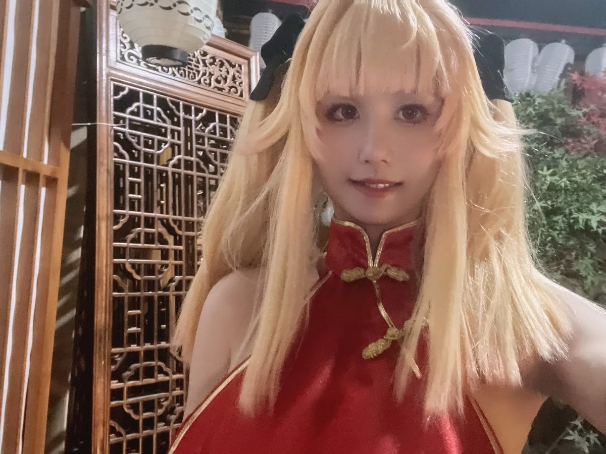 Xgyw.Org_动漫博主樱满三时萌姬联合旗袍主题性感红色旗袍服饰真空露丰满身材诱惑写真83P