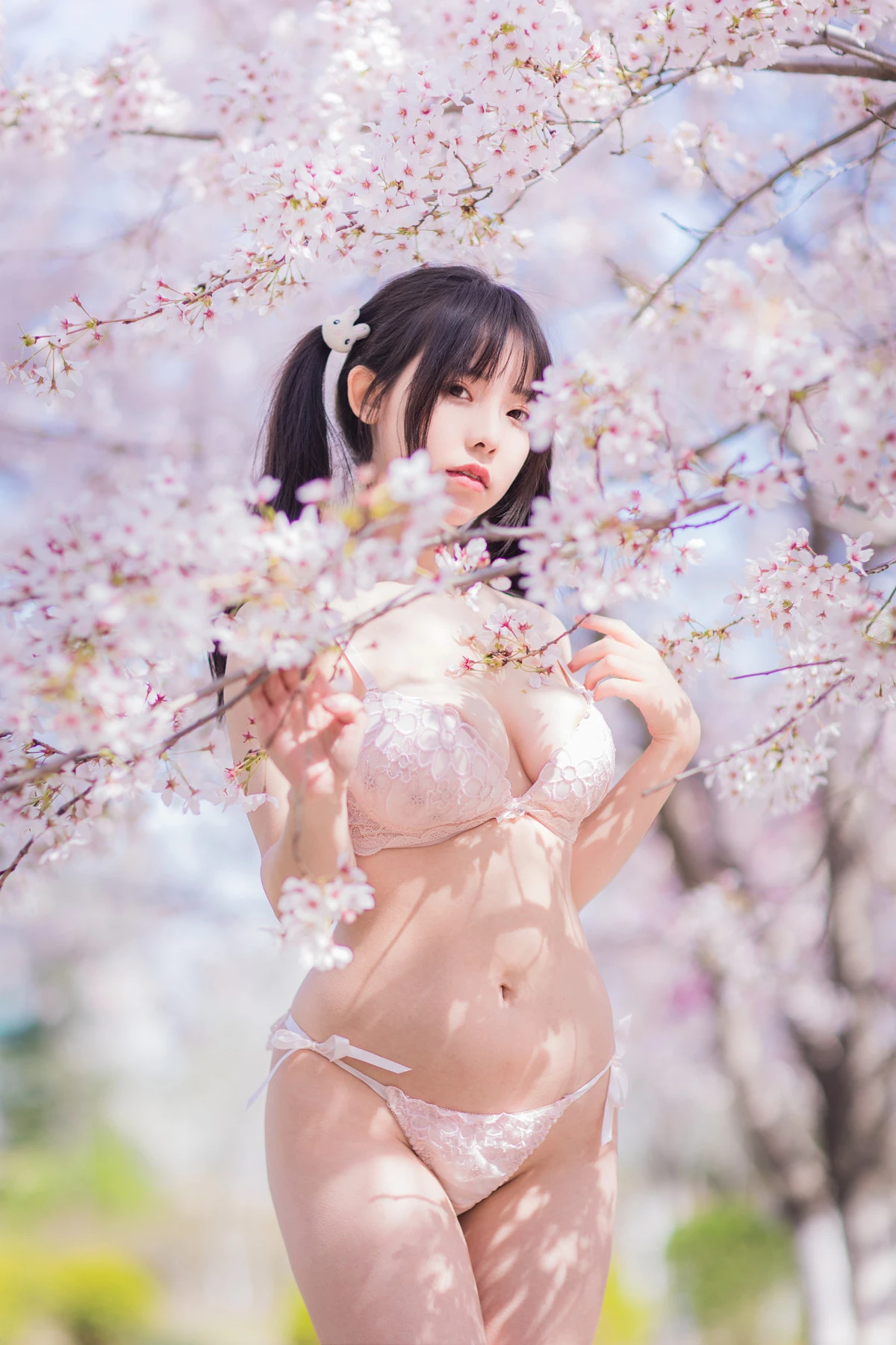 Xgyw.Org_Coser美女六味帝皇酱樱花JK主题户外脱性感JK制服露花色内衣秀丰满身材诱惑写真53P