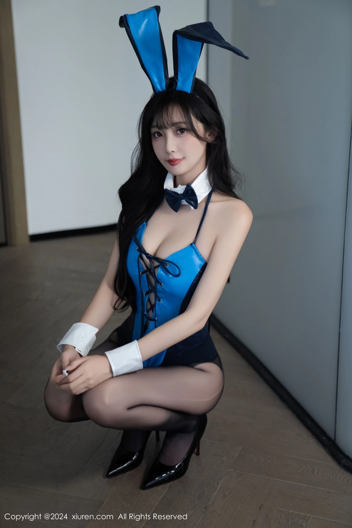 Xgyw.Org_XiuRen第9237期_模特林星阑性感蓝兔子装扮配超薄黑丝秀曼妙身姿迷人诱惑写真107P