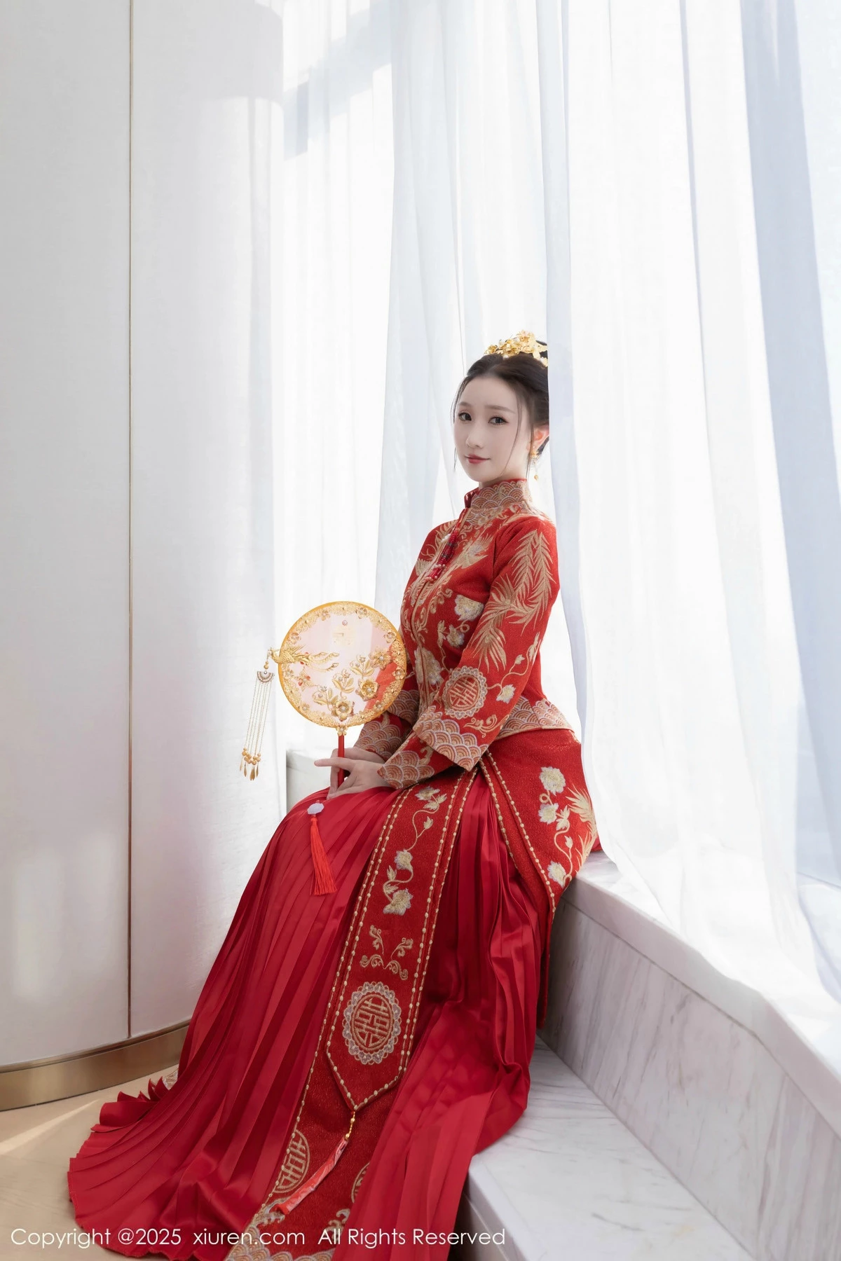 Xgyw.Org_XiuRen第9811期_模特杏子Yada性感新娘装红色情趣内衣配超薄肉丝秀美腿诱惑写真84P