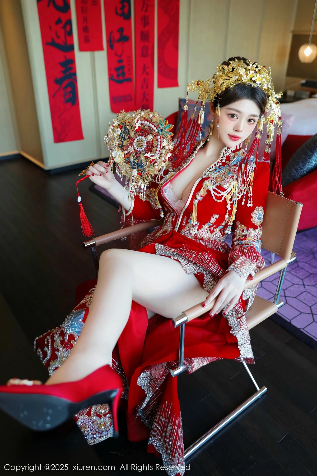 Xgyw.Org_XiuRen第9823期_模特蛋蛋宝新年主题性感红色新娘装露白色内衣秀丰腴身材诱惑写真79P