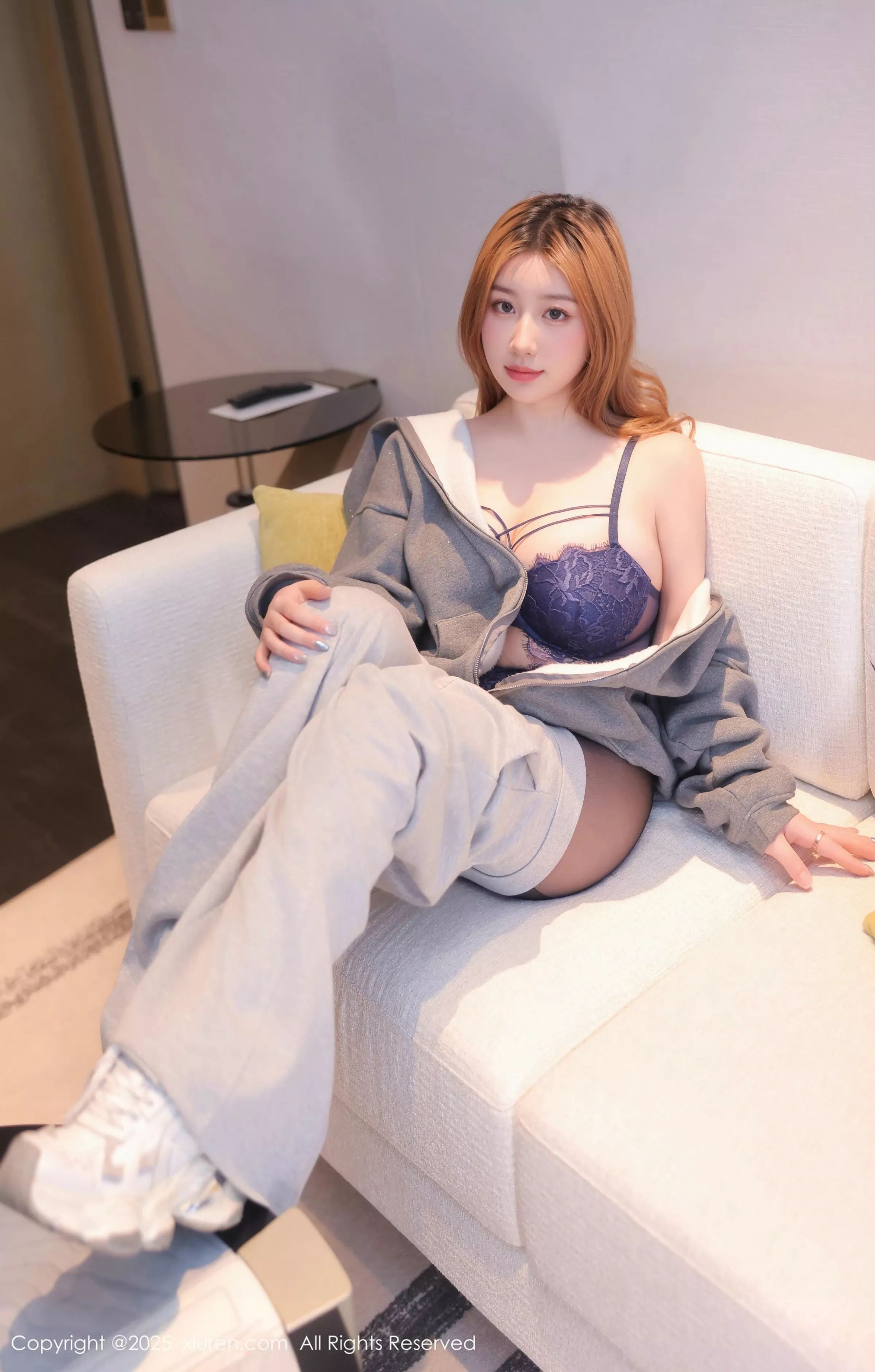 Xgyw.Org_XiuRen第10253期_模特M麦当劳性感蓝色蕾丝内衣配开档黑丝袜秀凹凸身材诱惑写真82P