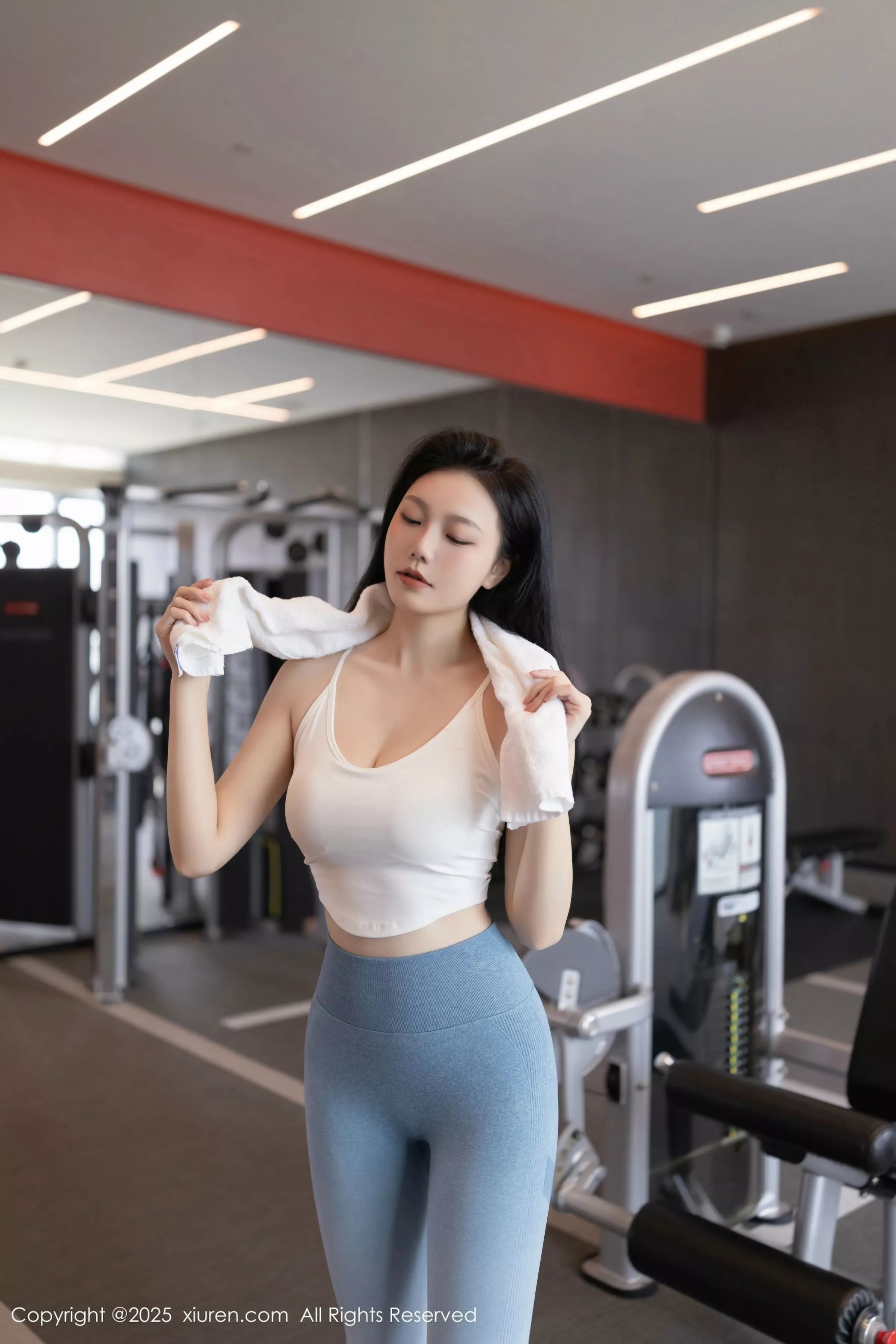 Xgyw.Org_XiuRen第10272期_模特安然anran健身房性感蓝白色运动服秀曼妙身姿完美诱惑写真80P