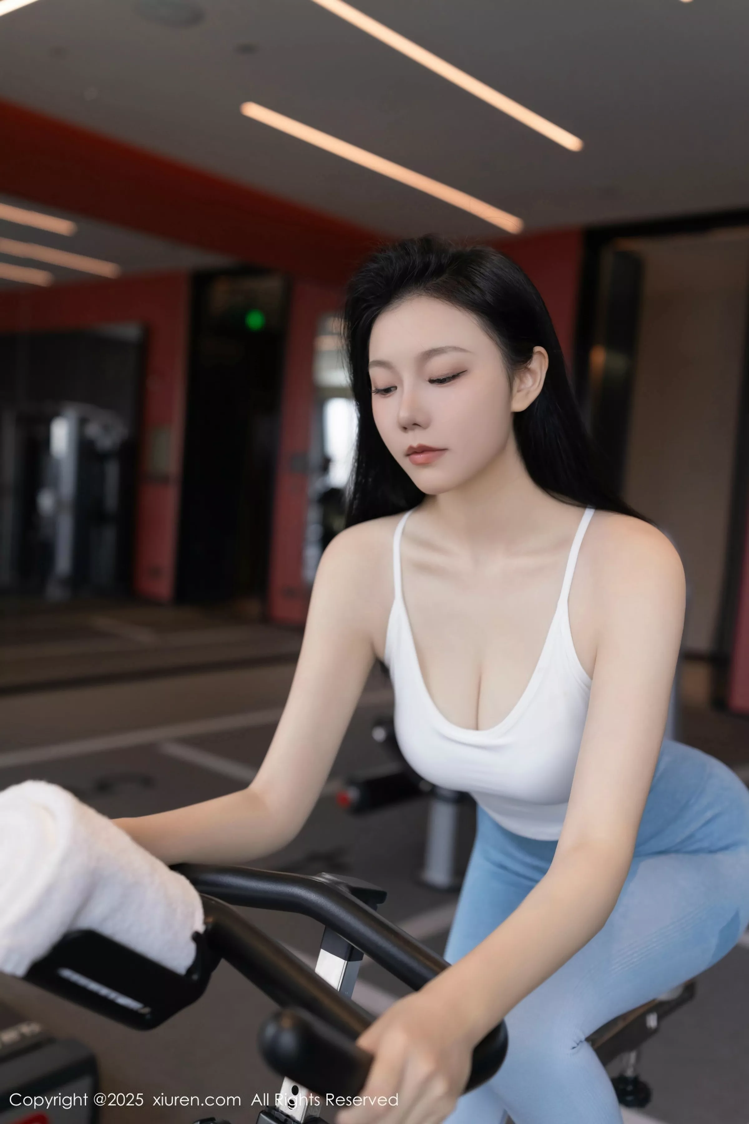 Xgyw.Org_XiuRen第10272期_模特安然anran健身房性感蓝白色运动服秀曼妙身姿完美诱惑写真80P