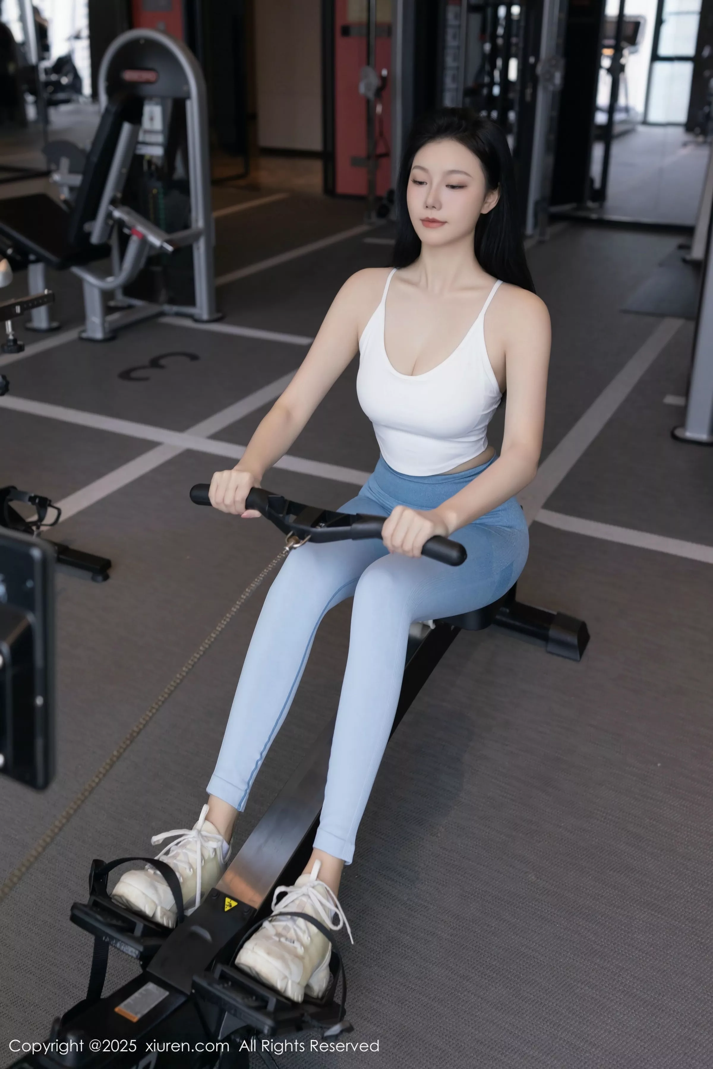 Xgyw.Org_XiuRen第10272期_模特安然anran健身房性感蓝白色运动服秀曼妙身姿完美诱惑写真80P