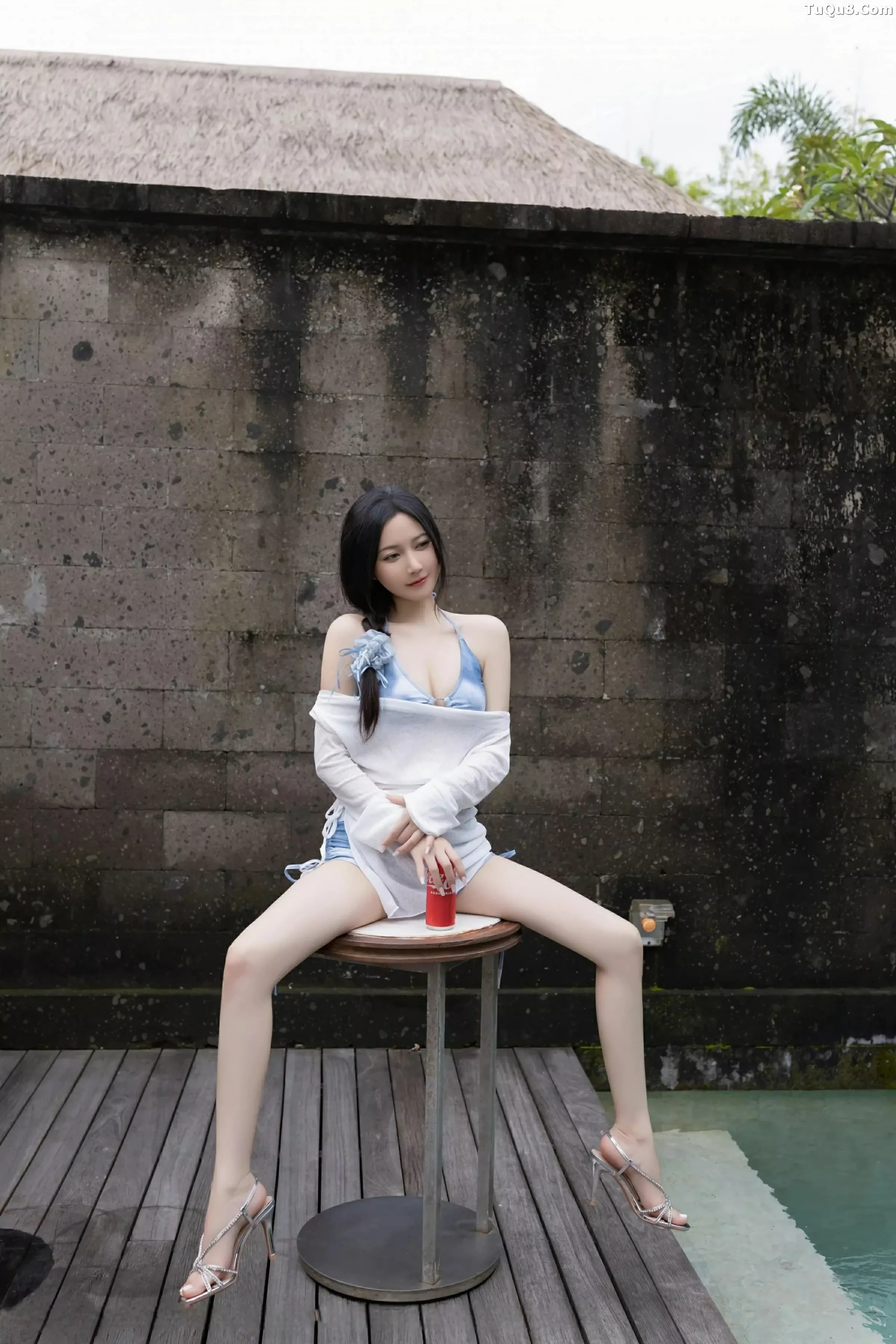 Xgyw.Org_XiuRen第10377期_模特鱼子酱Fish白色轻透服饰露蓝色比基尼秀曼妙身姿诱惑写真80P