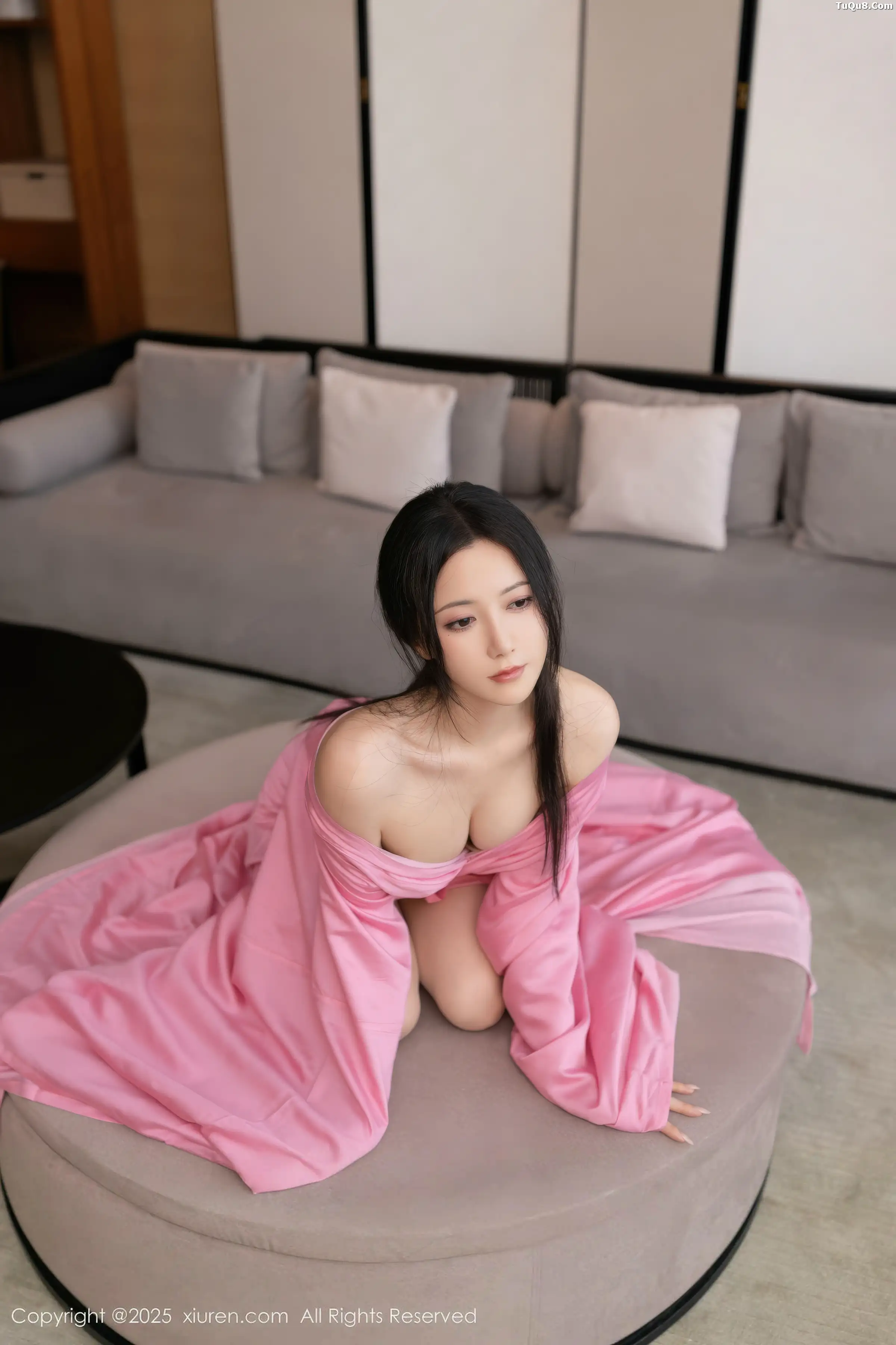 Xgyw.Org_[XiuRen秀人网]No.11049_模特鱼子酱Fish性感粉色月影纱配超薄肉丝秀曼妙身姿诱惑写真82P